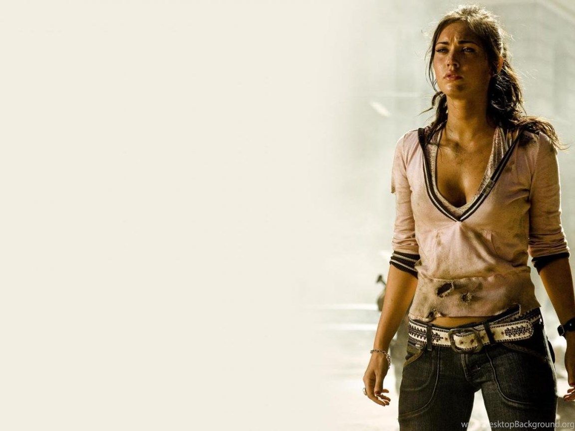 1152x864 Megan fox transformers wide wallpaper