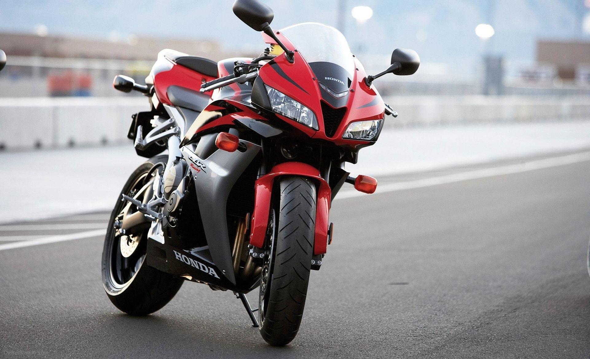 1920x1169 Honda CBR600RR Wallpaper
