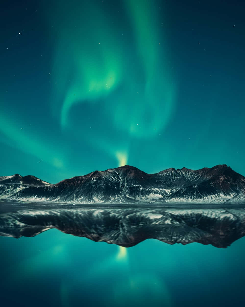 1000x1250 Southern Lights Wallpaper