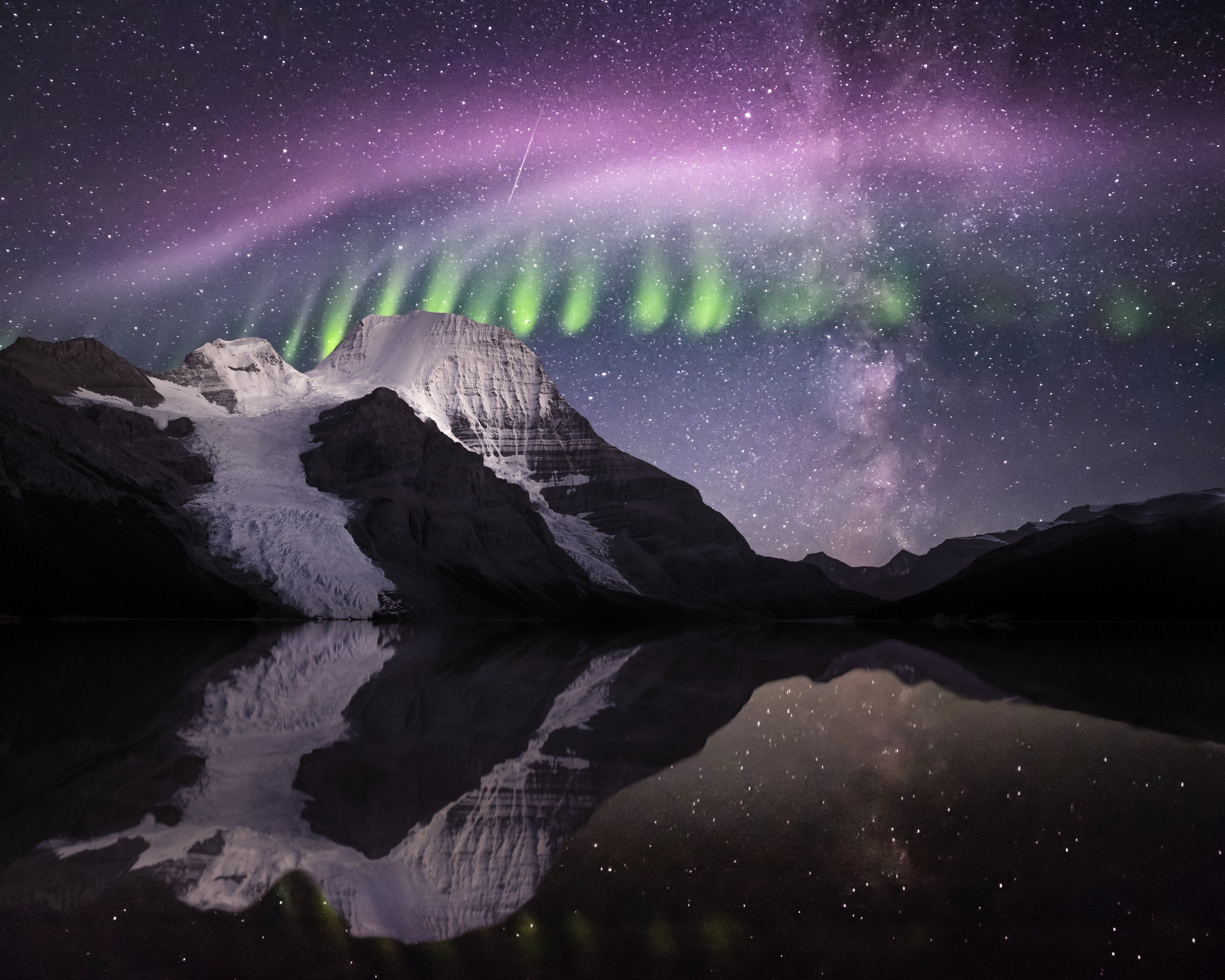 4096x3277 Aurora Borealis Northern Lights