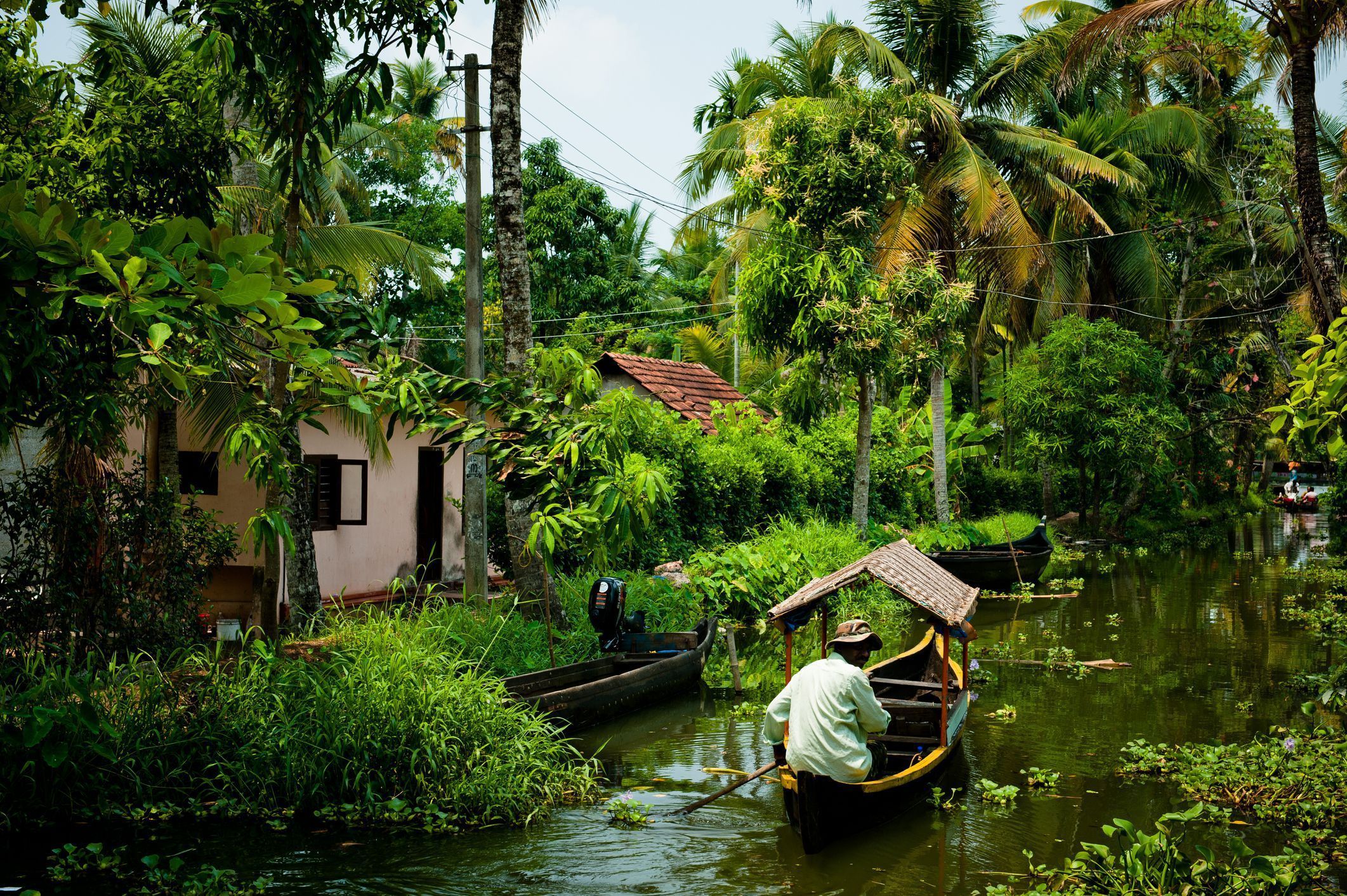 2123x1412 Kerala House Wallpaper
