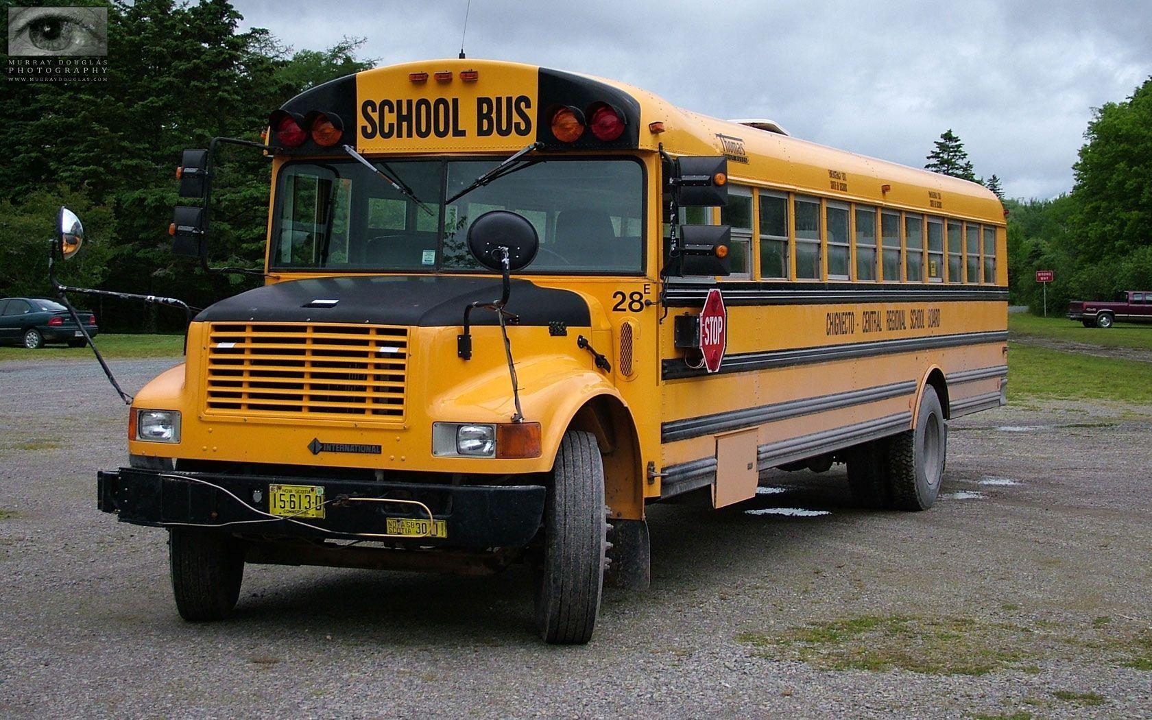 1680x1050 School Bus Wallpaper