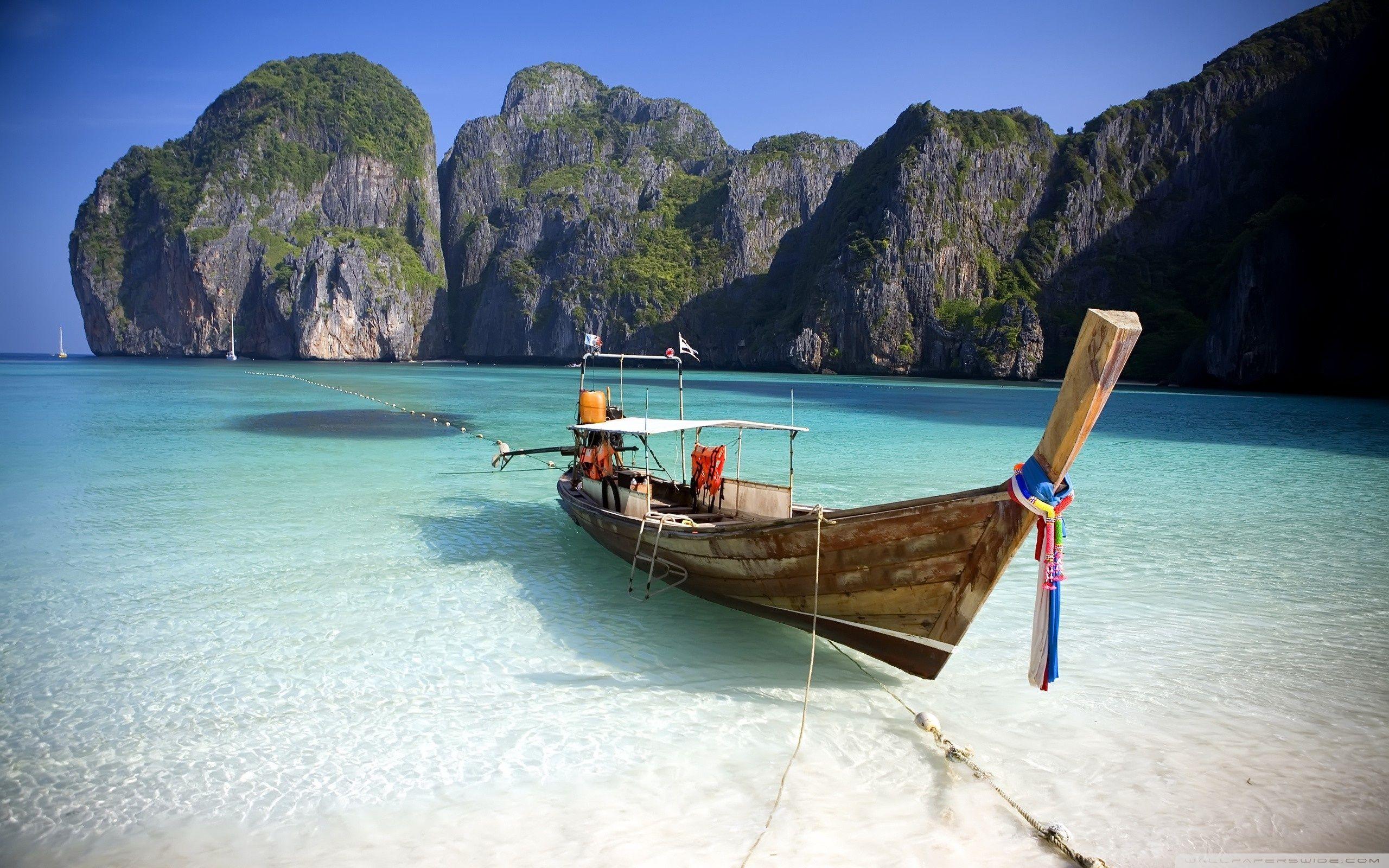 2560x1600 Wood Boat ❤ 4K HD Desktop Wallpaper for 4K Ultra HD TV