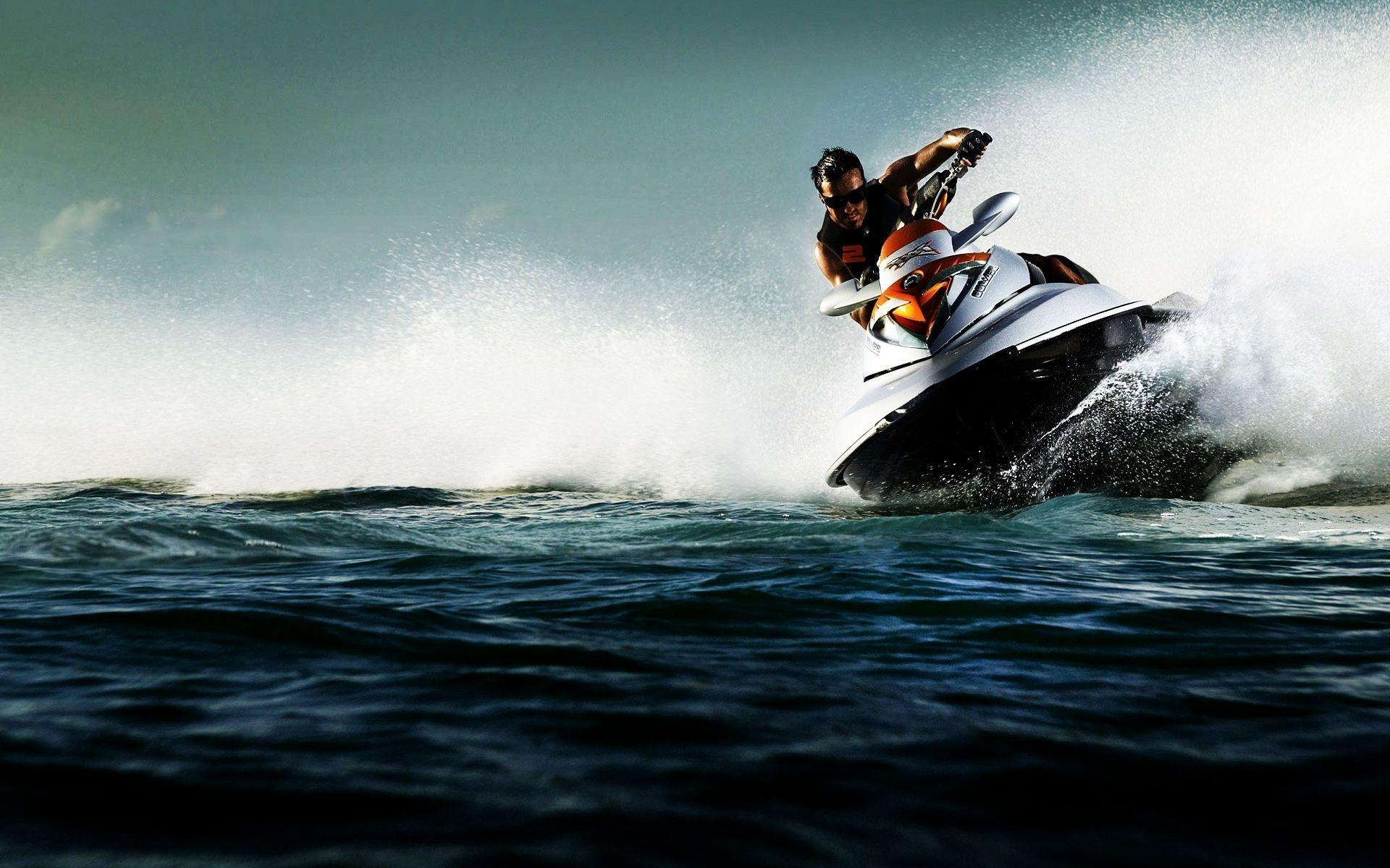 1920x1200 Water Skiing Wallpaper
