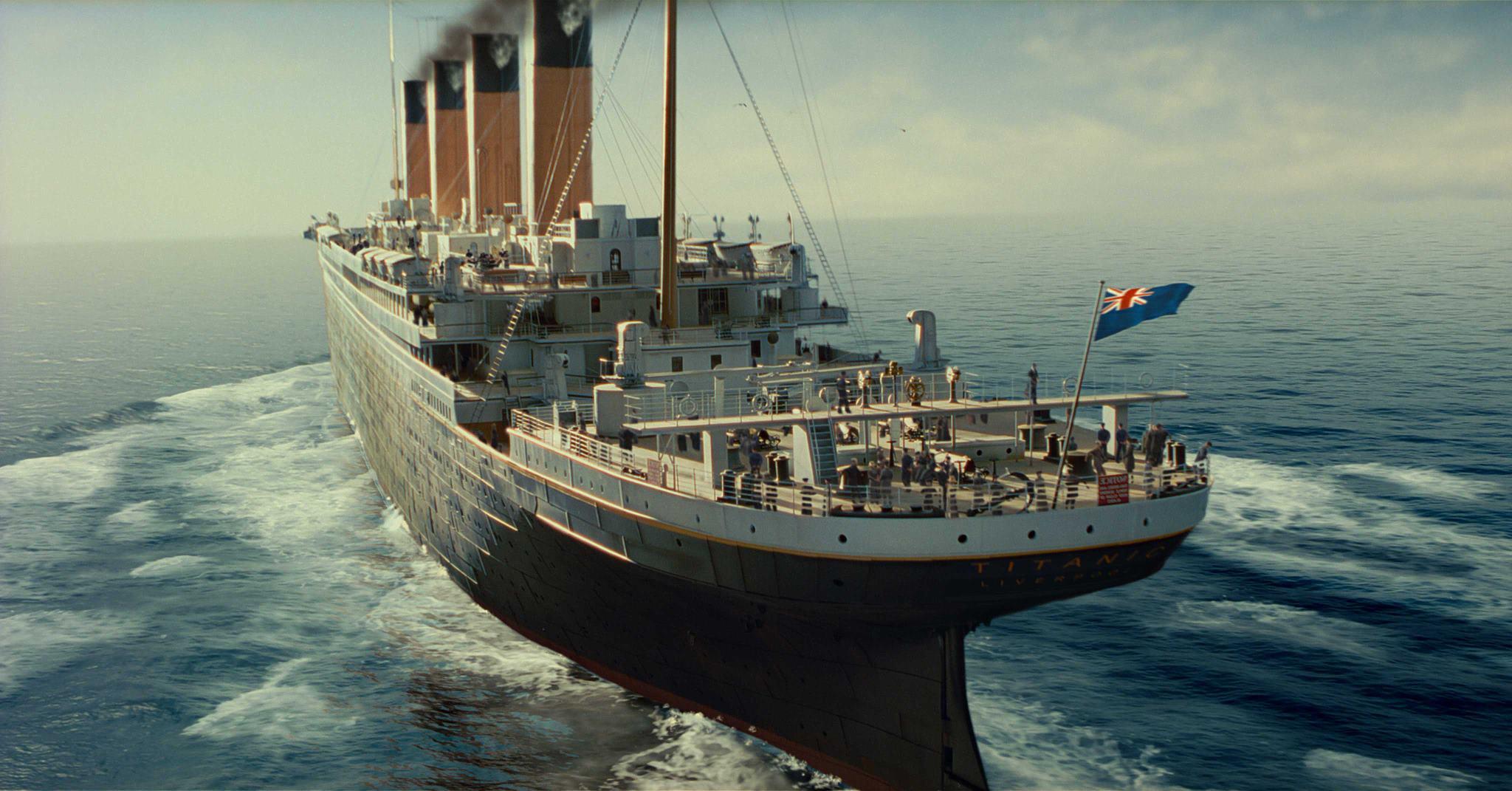 2048x1071 Titanic Ship Wallpaper 2