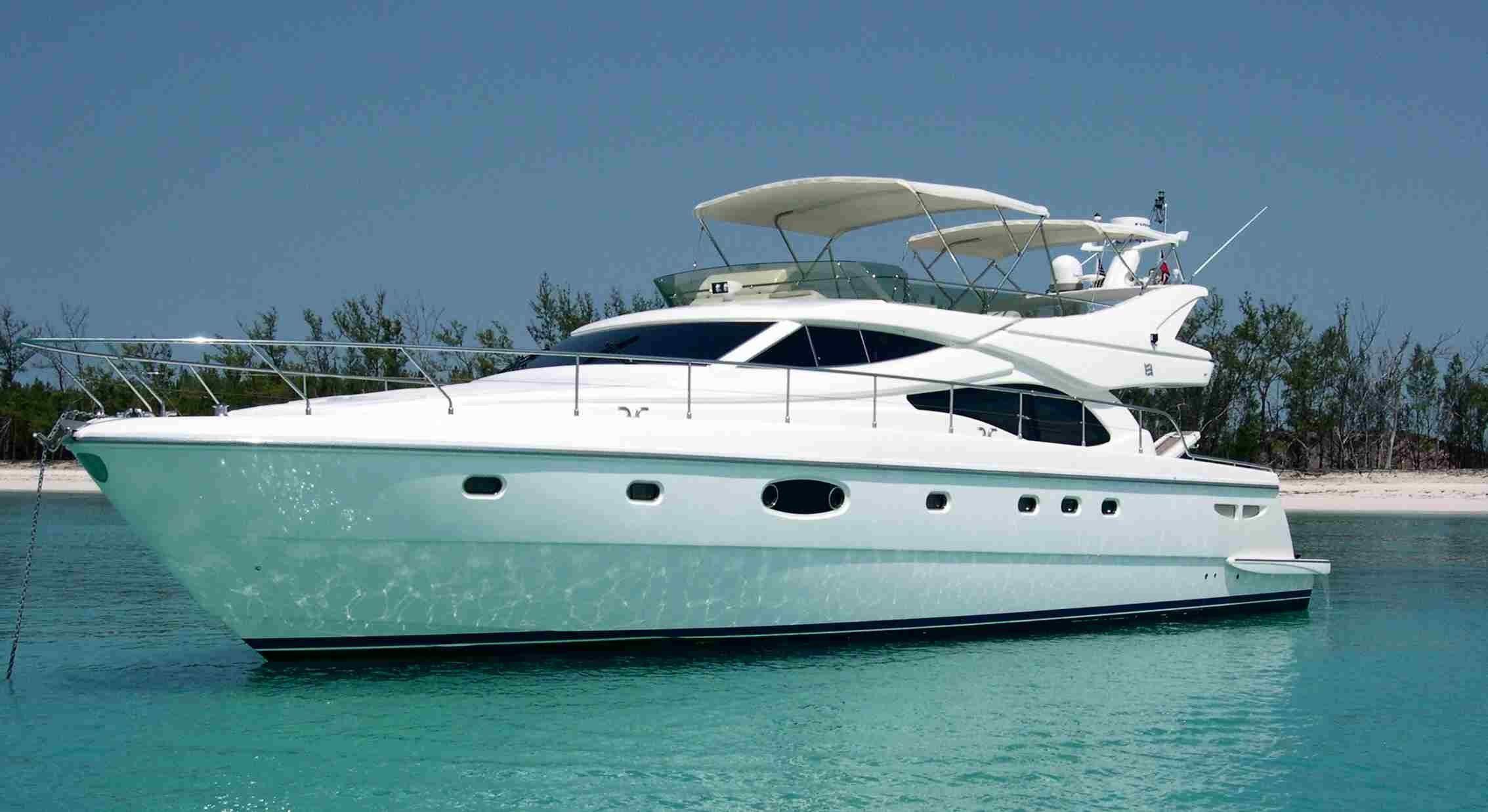 2267x1237 HD Ferretti Yacht Boat Ship Background Picture Wallpaper