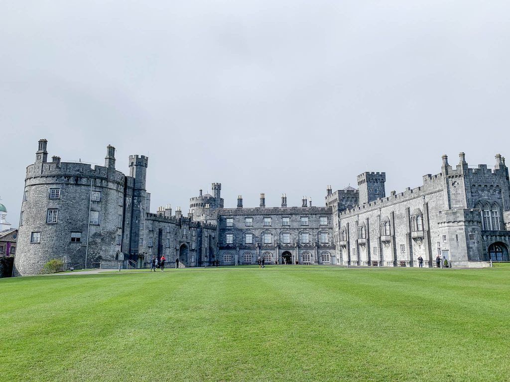 1024x768 Ireland Travel Tips: How to Get Around