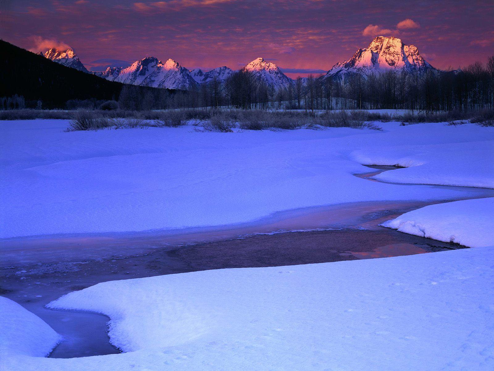 1600x1200 Winter Sunrise Light Windows 7 Scenery Desktop Wallpaper