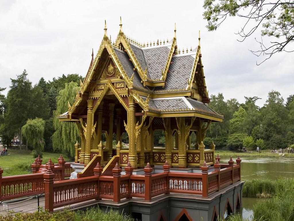 1024x768 HQ DESKTOP WALLPAPERS: Chinese temple wallpaper, Wallpaper chinese