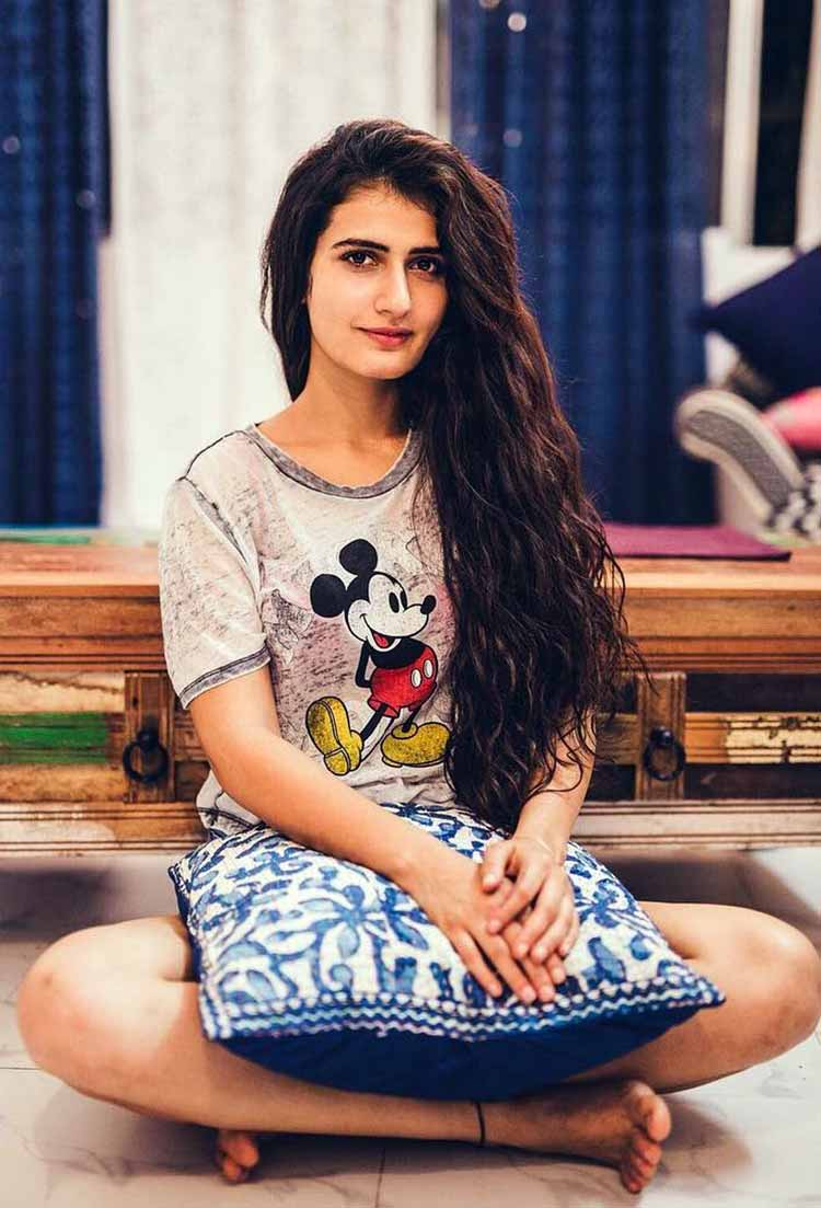750x1103 Fatima Sana Shaikh's Inta post from Diwali