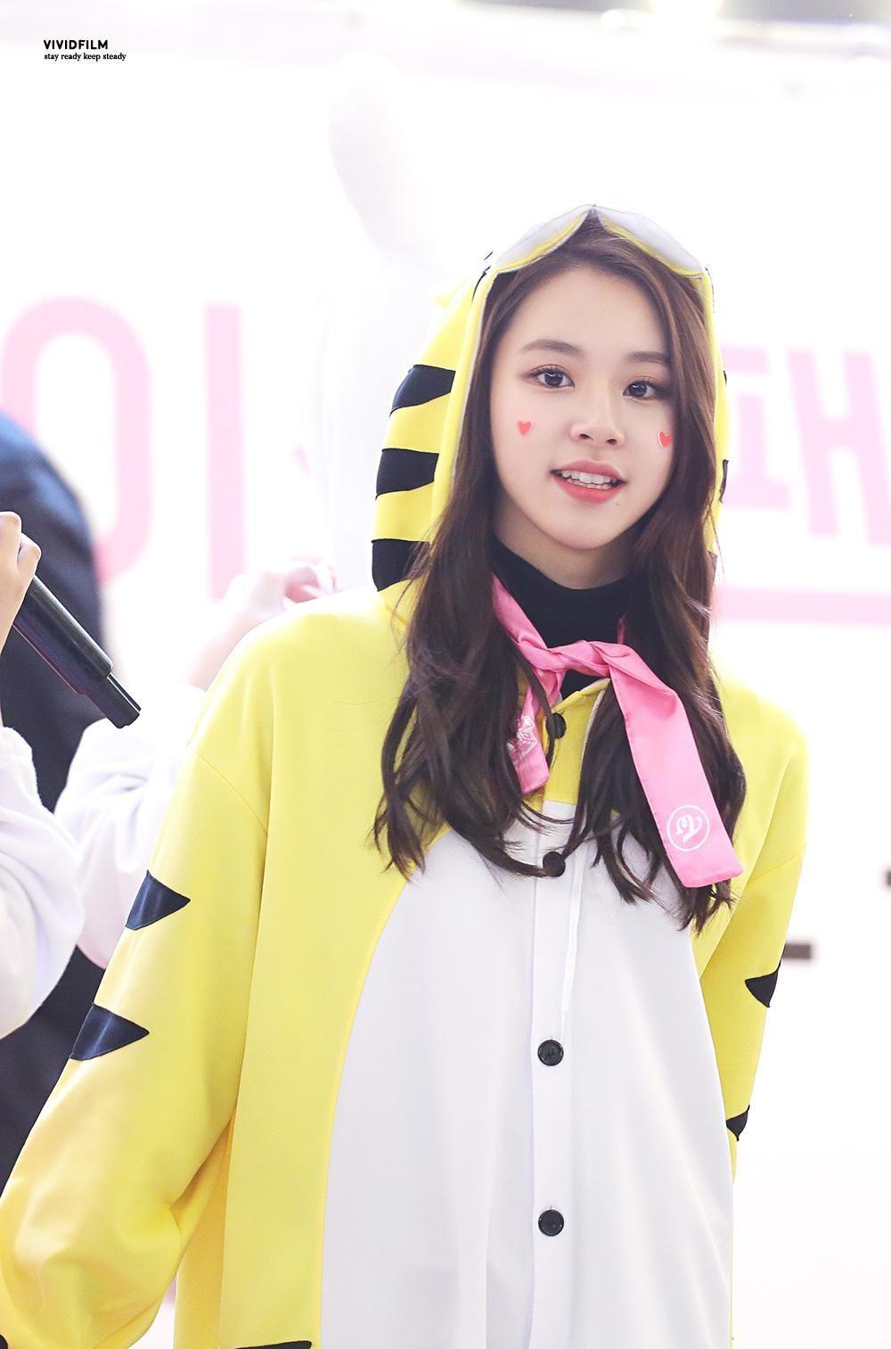 1000x1513 Chaeyoung Desktop Phone Wallpaper?: Twice. T W I C E