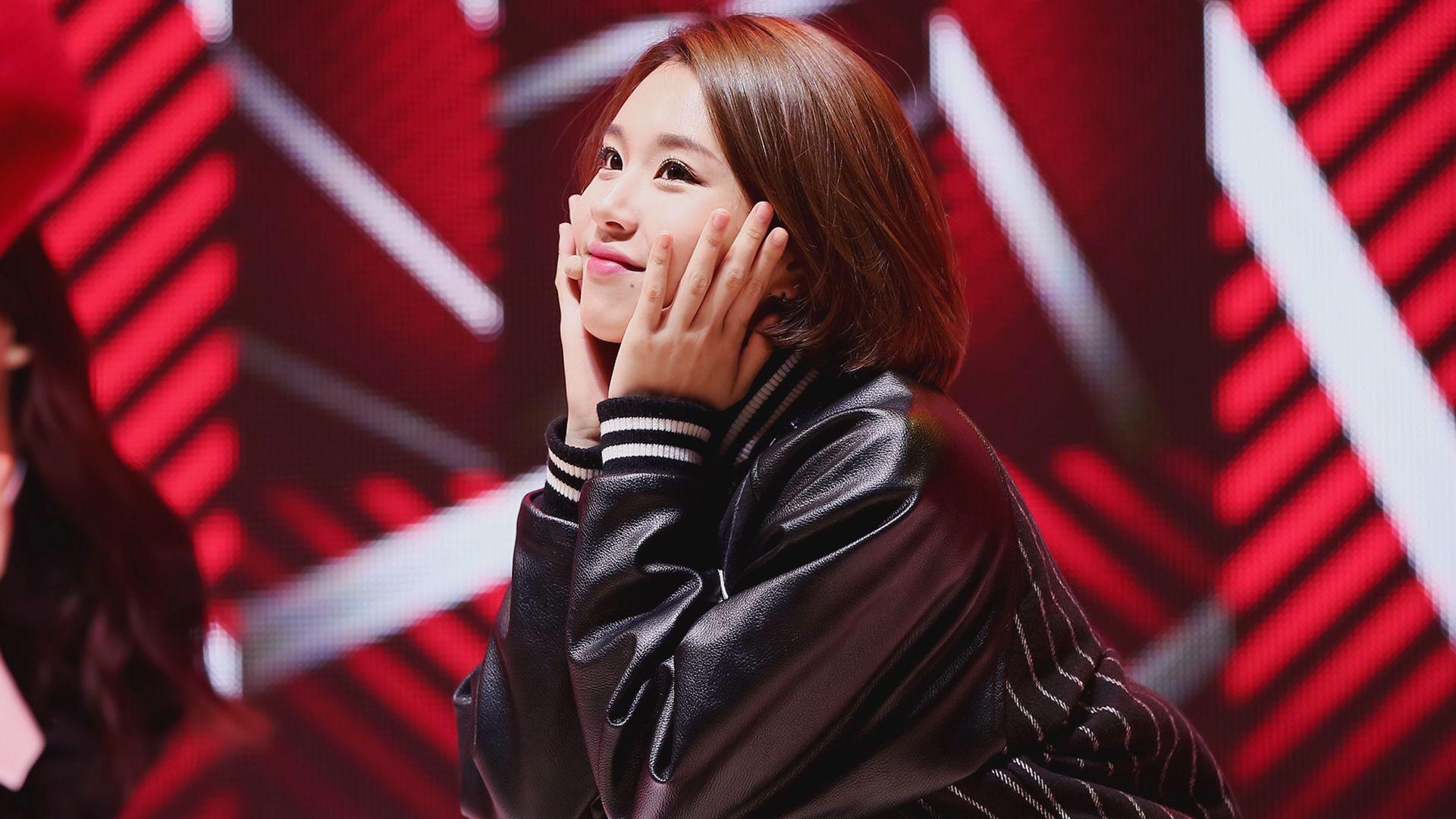 1920x1080 Chae Young Twice Wallpaper