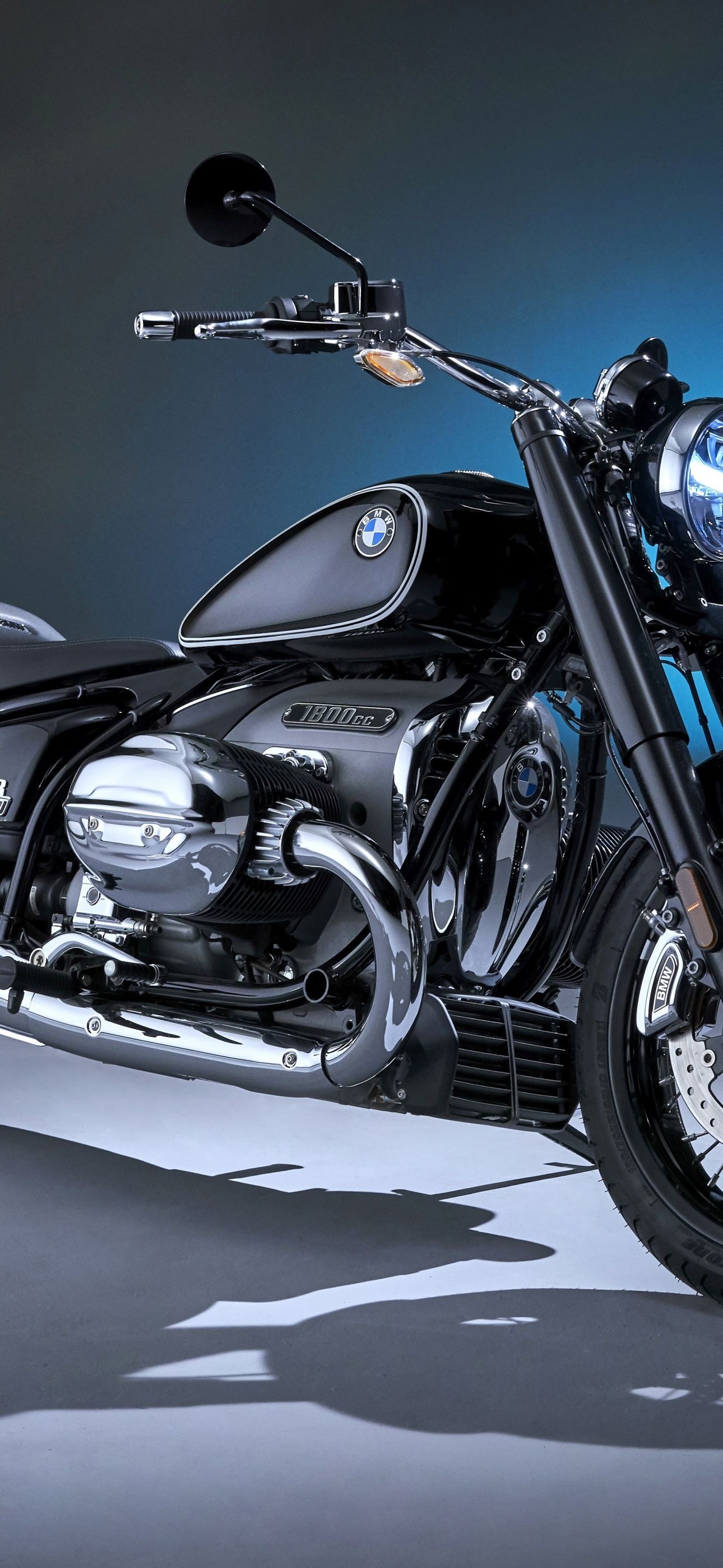 1290x2796 BMW R18 First Edition Wallpaper 4K