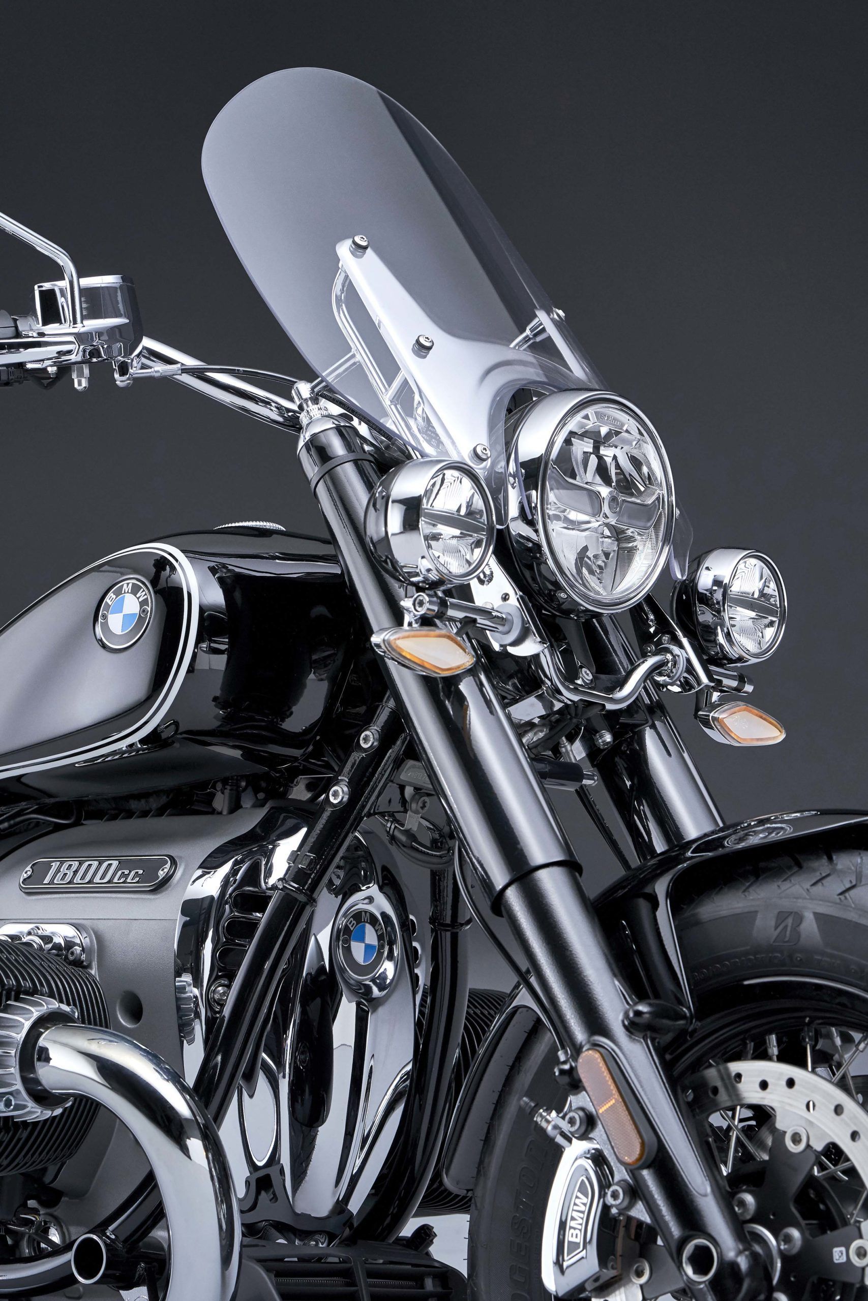 1707x2560 Showing 2021 BMW R18 Classic 37