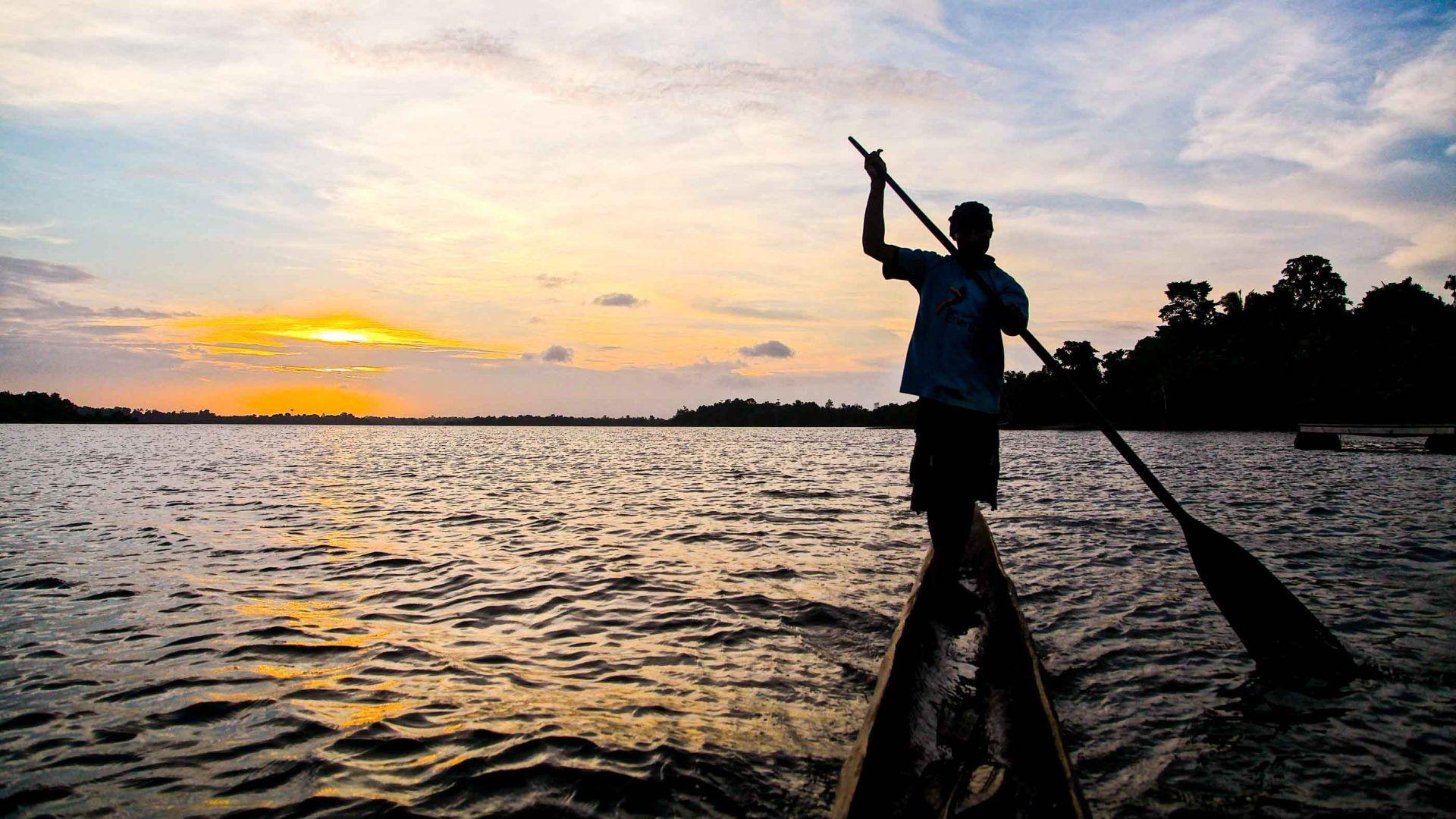 1920x1080 An expedition to Papua New Guinea's lake of monsters real