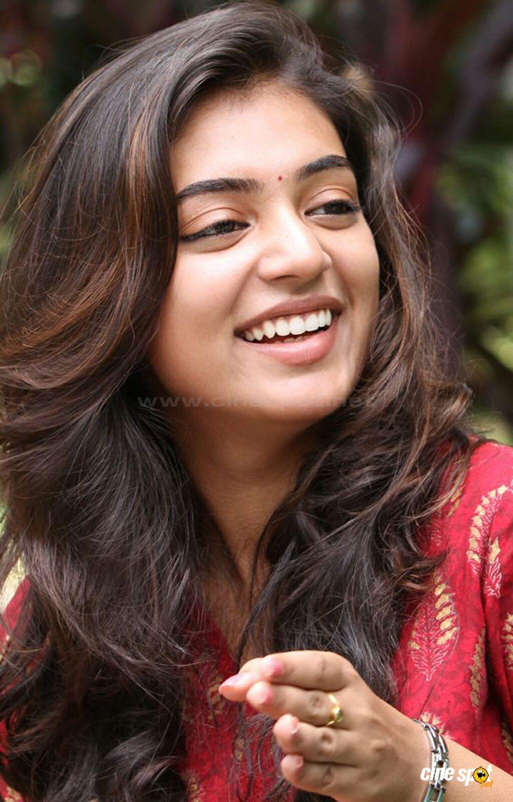 1024x1600 Beauty