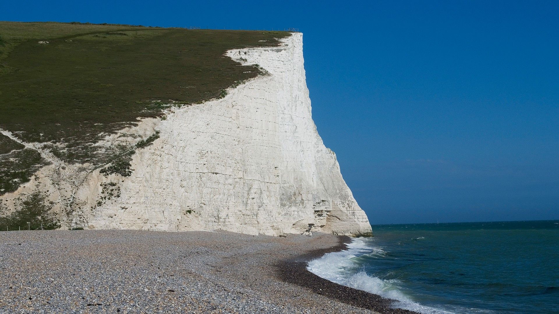 1920x1080 Beach and chalk cliff at Seven Sisters