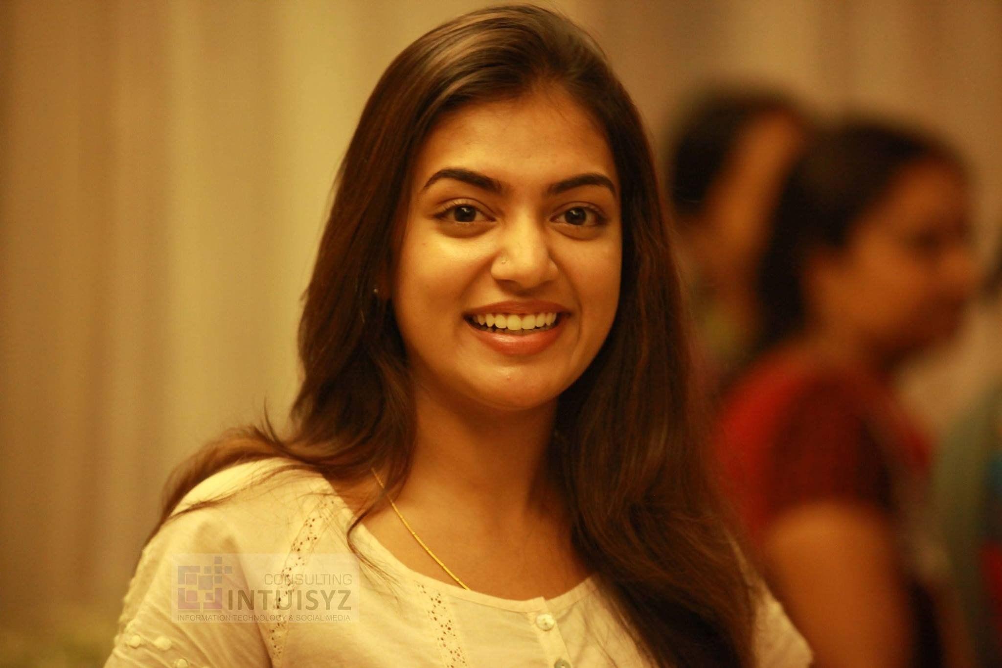 2048x1365 Nazriya Nazi - Nazim In Banglore Days, Download