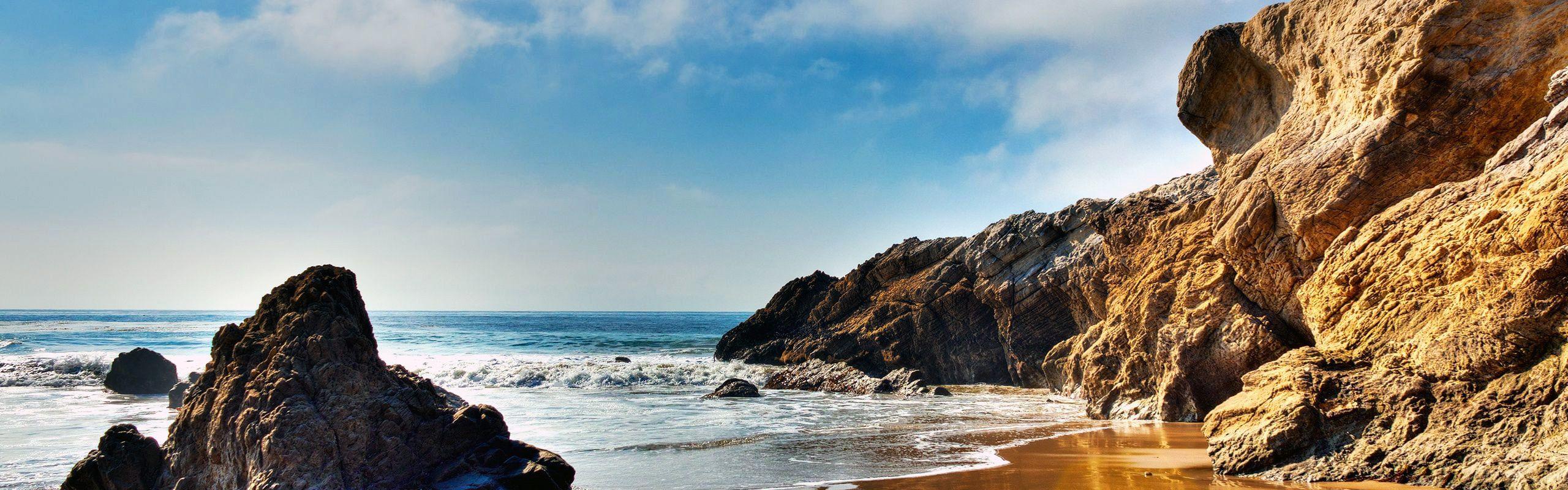 2560x800 The wallpaper of beach at the Pacific Ocean in Malibu