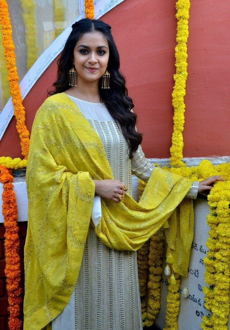 800x1149 Keerthi Suresh Hình ảnh mới