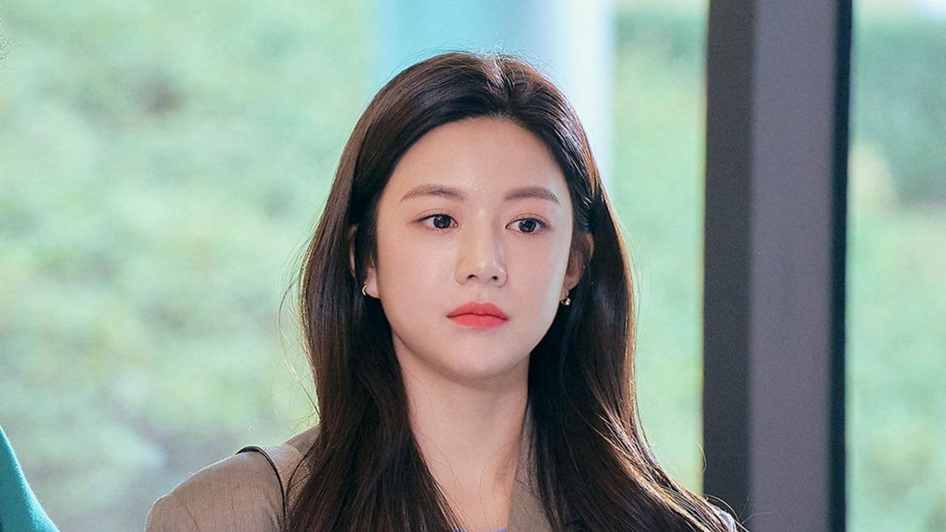 1920x1080 Go Youn Jung Wallpaper