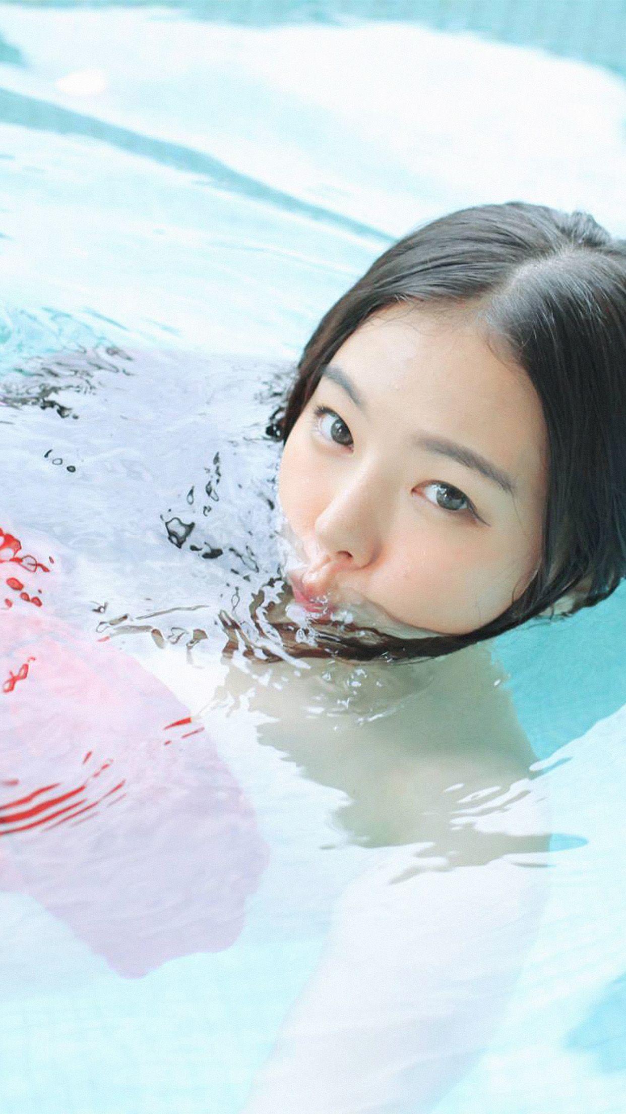 1242x2208 Kpop Hanuel Swim Fun Girl Android wallpaper HD