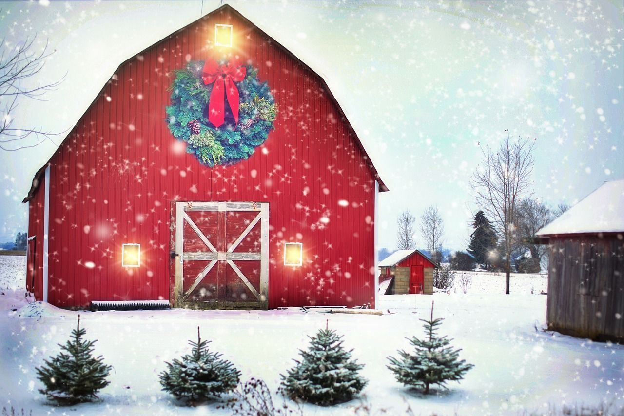1280x853 Barn Red Christmas