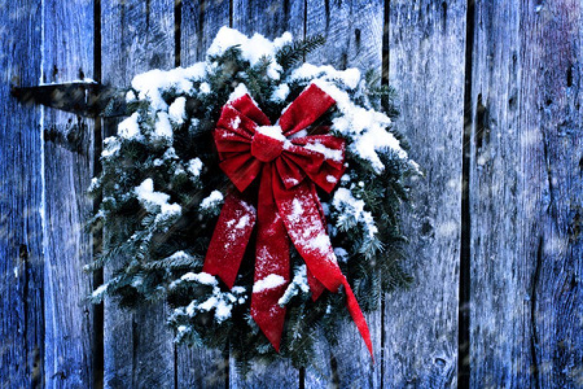 1200x800 Barn for Christmas