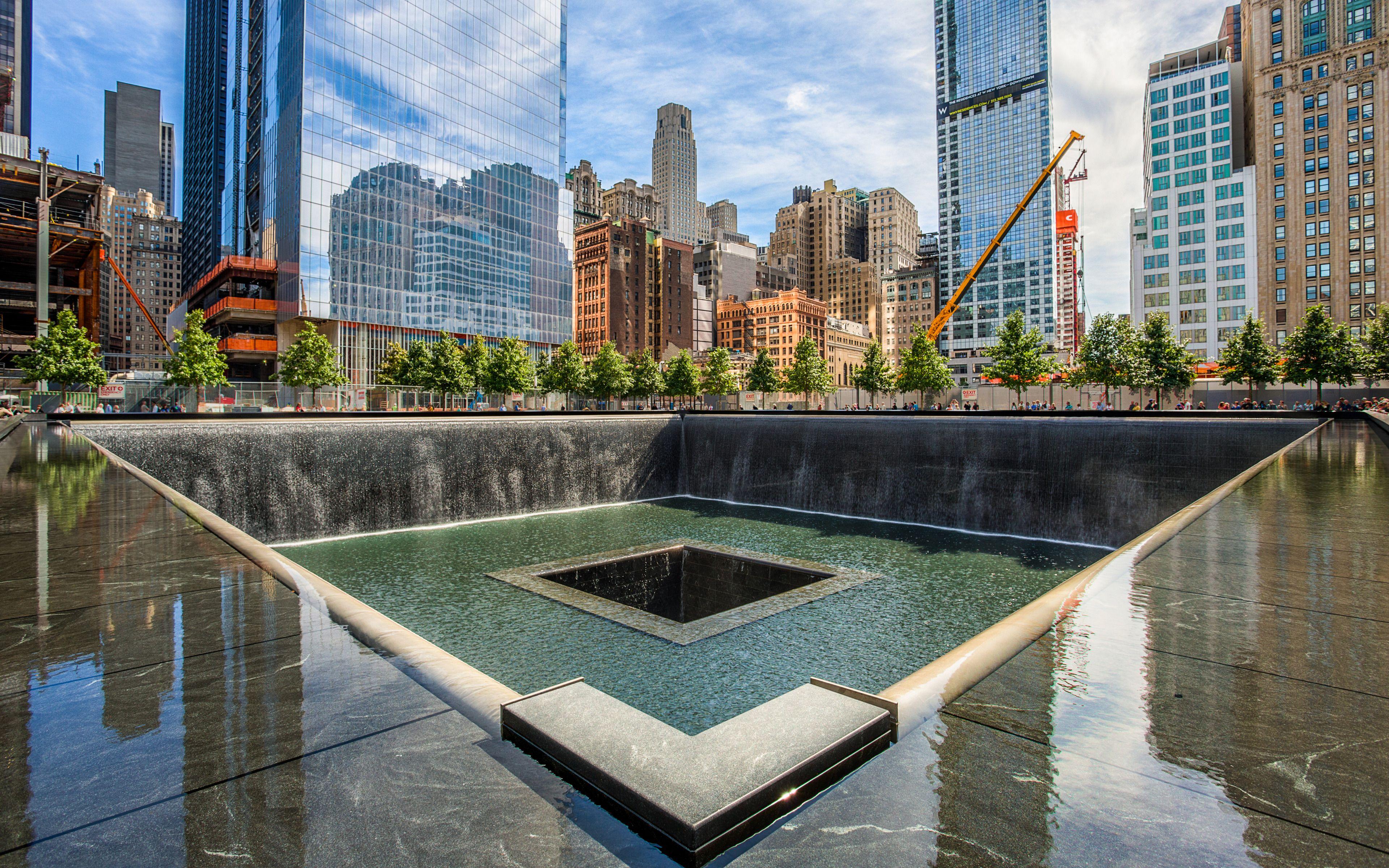3839x2400 September 11th Memorial Fountain, Battery Park, New York