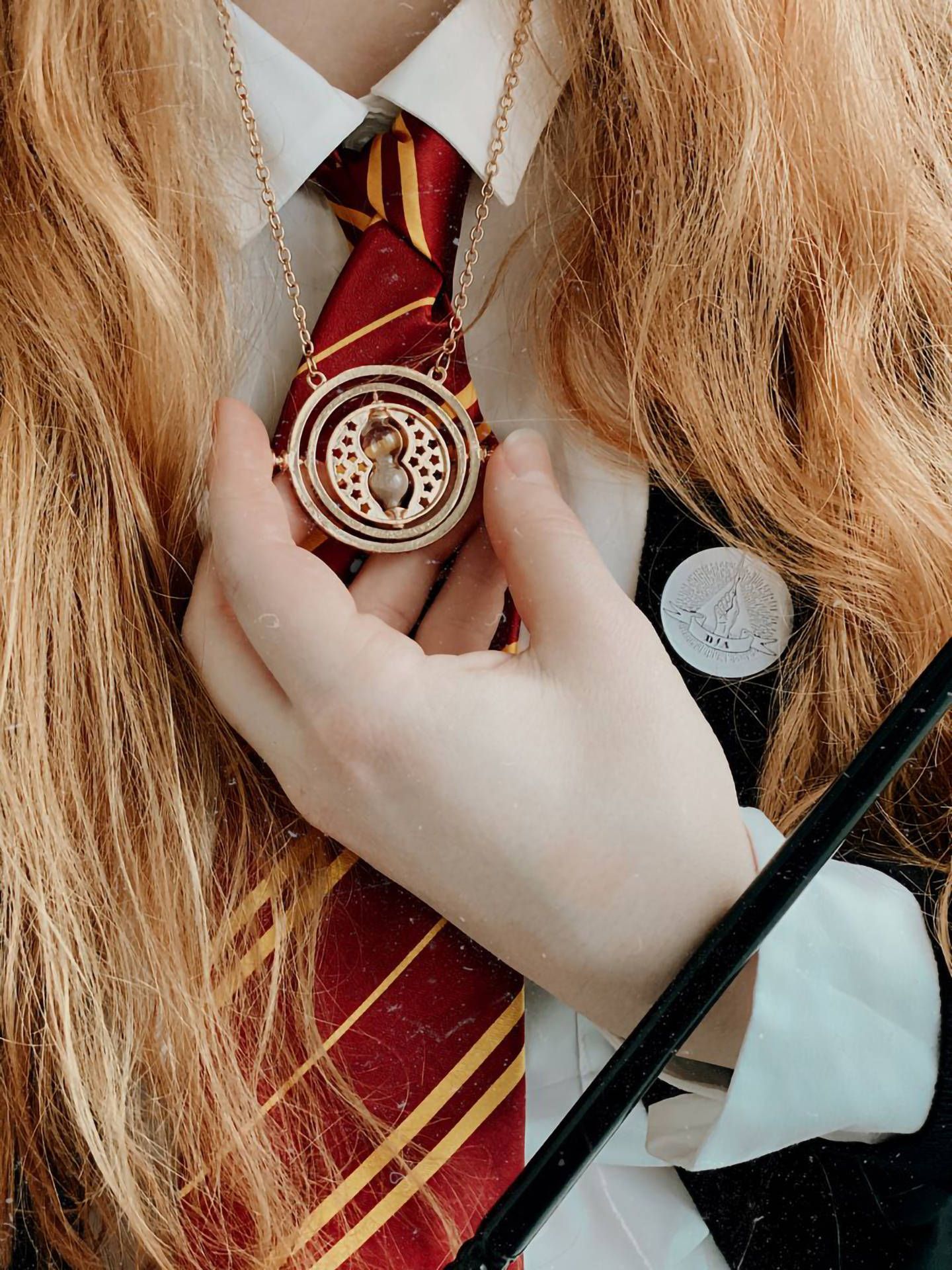 1440x1920 Harry Potter Time Turner Wallpaper