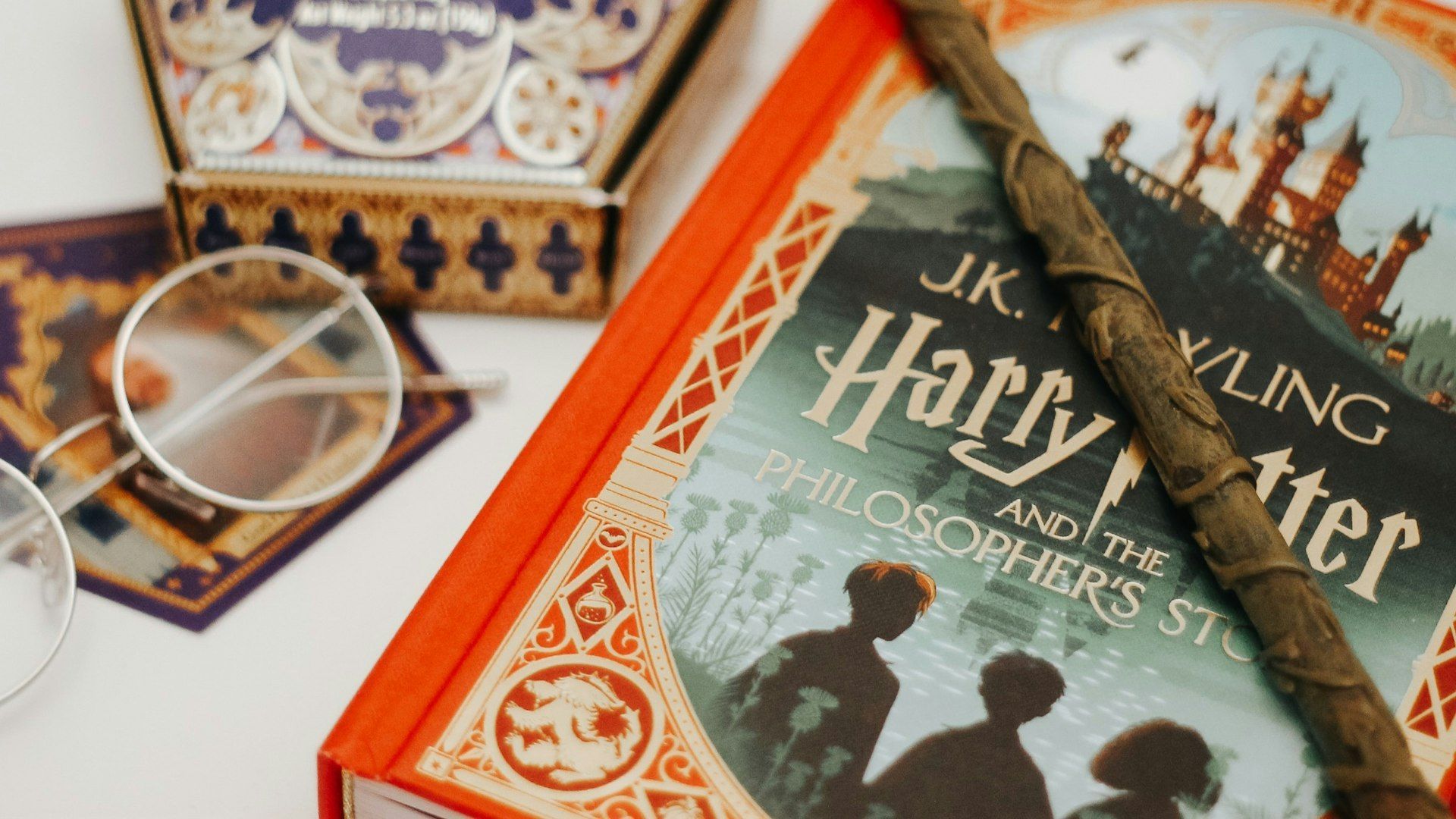 1920x1080 Reading 'Harry Potter' Books