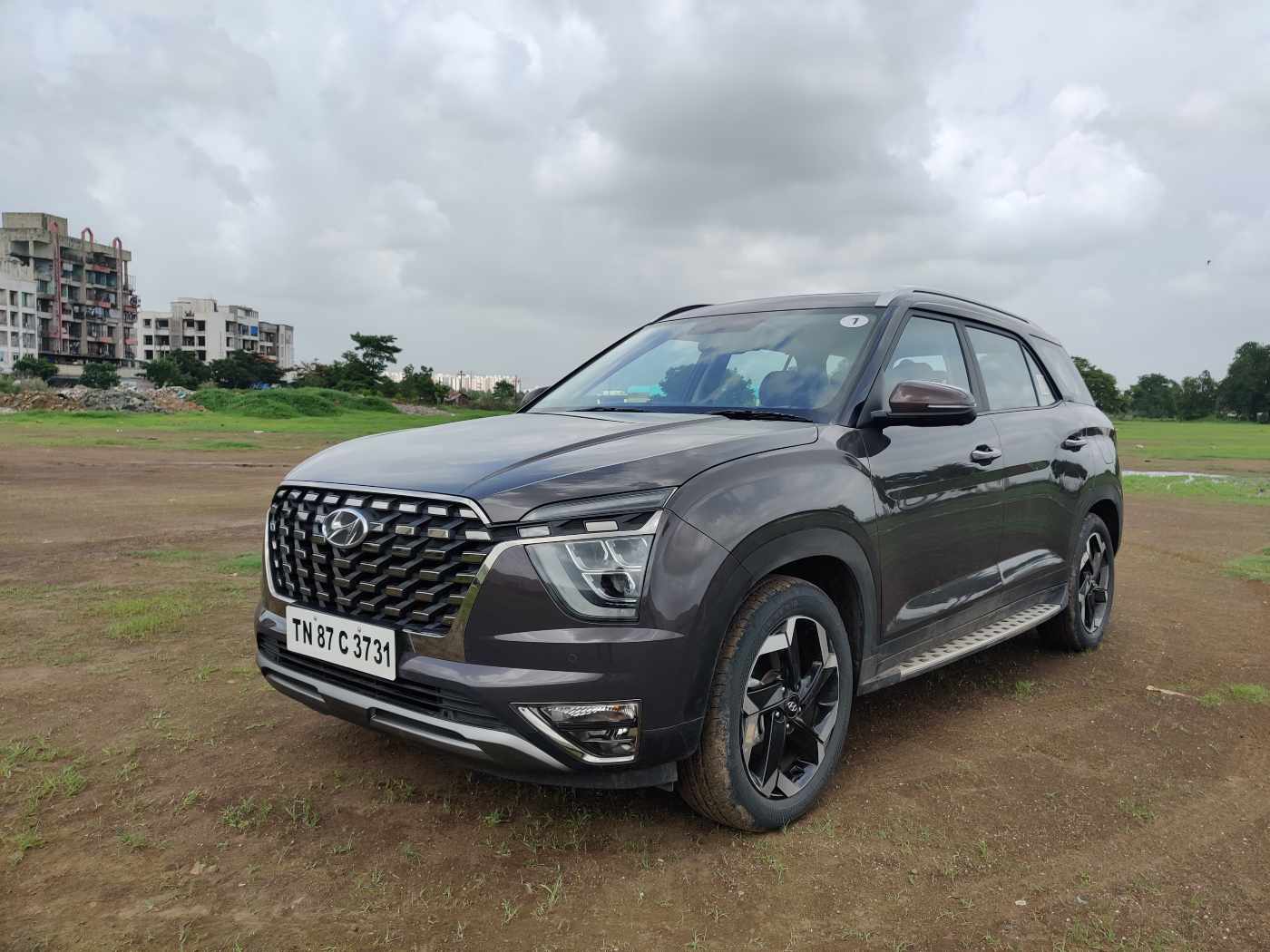 1400x1050 Hyundai Alcazar Reveiw: The Perfect 7