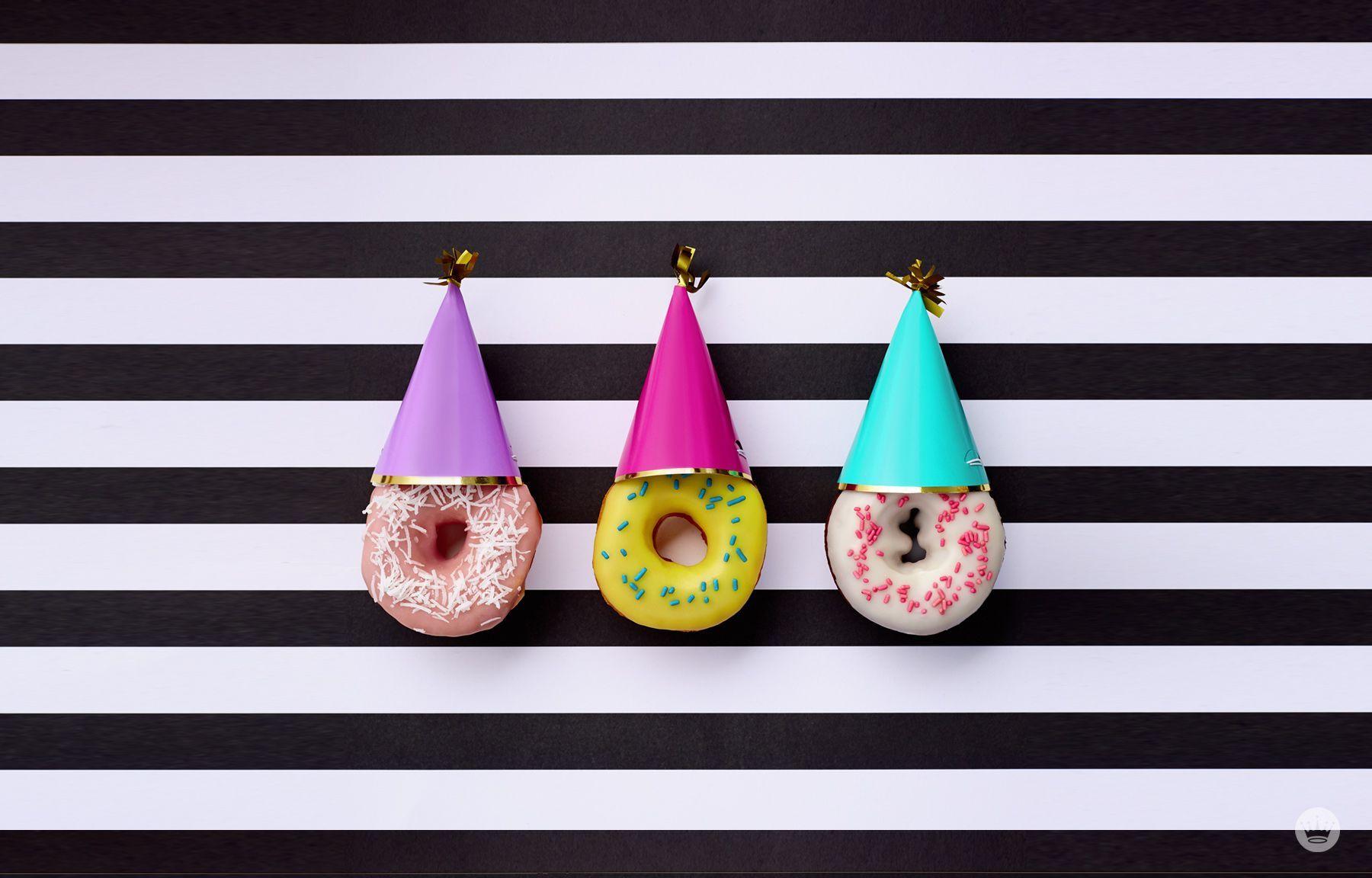 1800x1152 Laptop Wallpaper. Donut