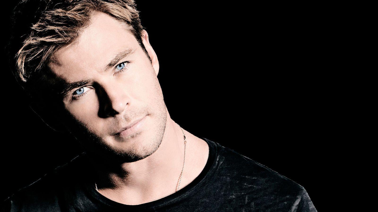 1600x900 Chris Hemsworth Wallpaper