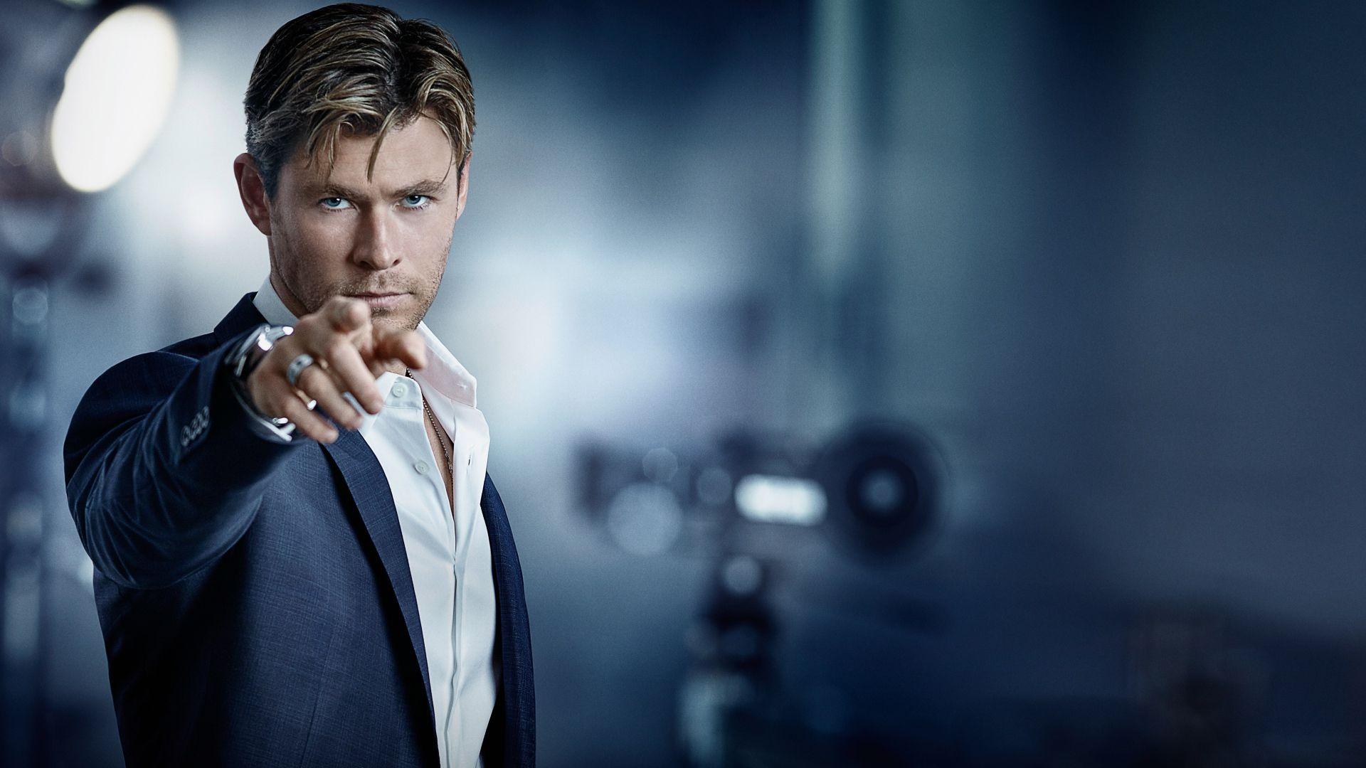 1920x1080 Download 1920x1080 HD Wallpaper chris hemsworth suit serious