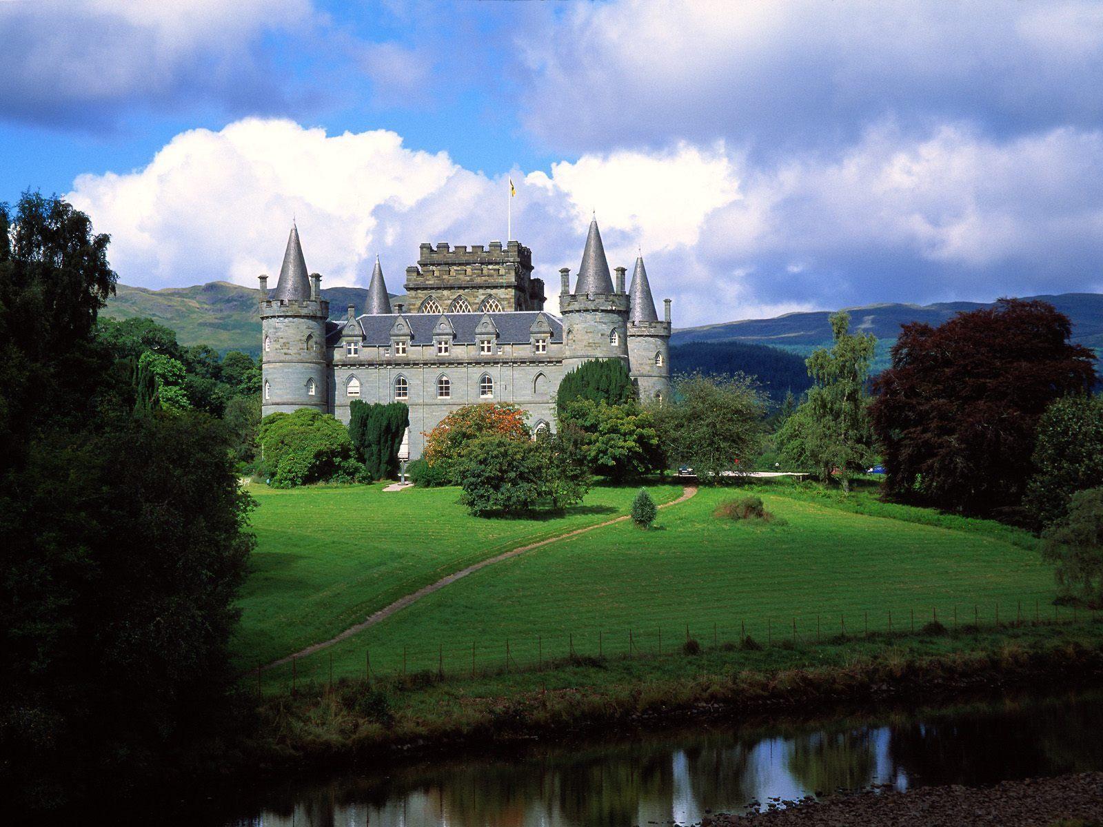 1600x1200 Free Scottish Wallpaper. Inverary castle Scotland free