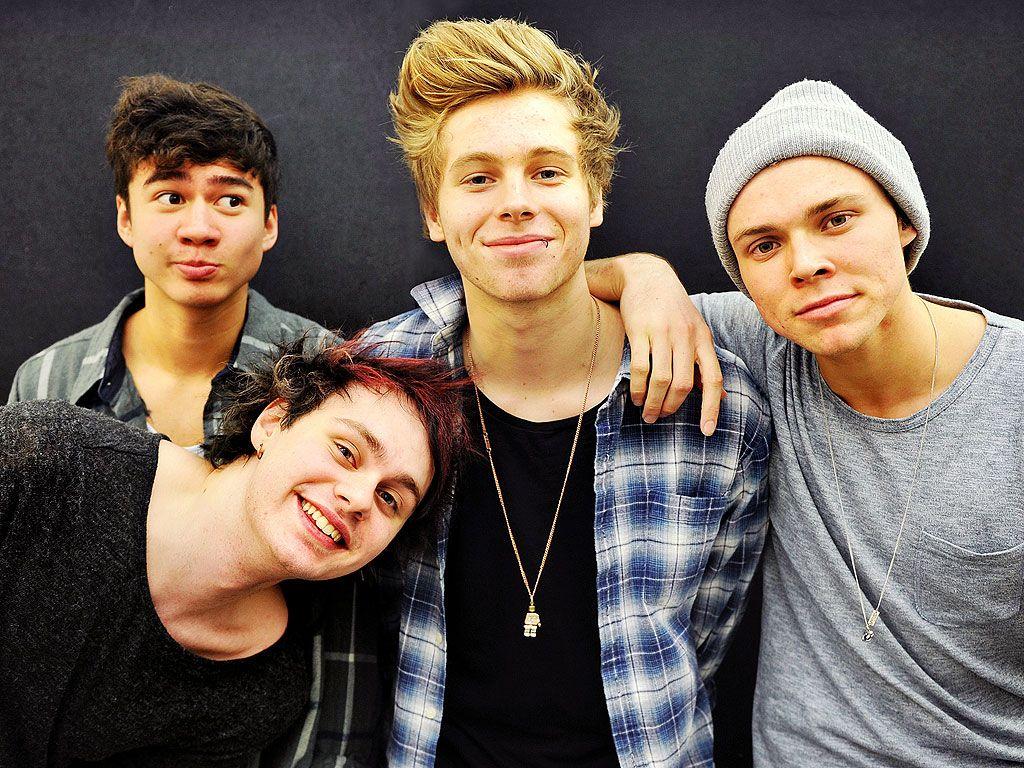 1024x768 5SOS HD Wallpaper