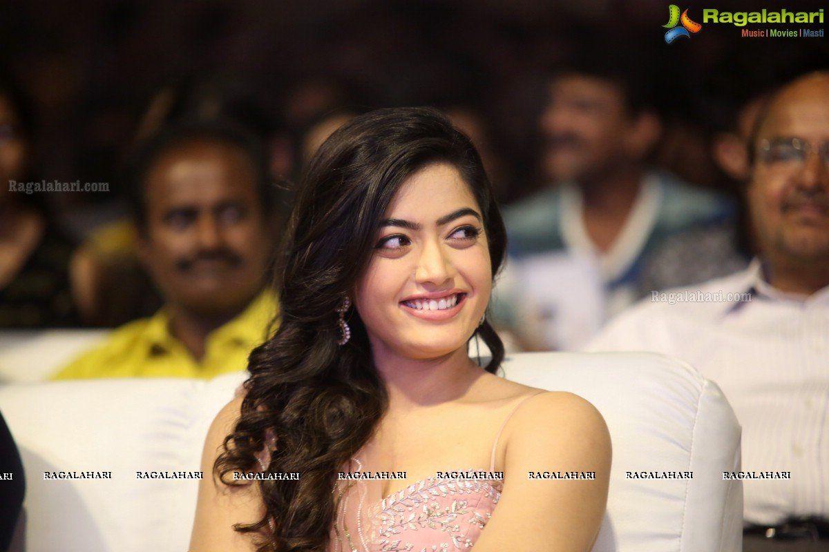 1200x800 Rashmika Mandanna at Geetha Govindam Audio Release Image 34
