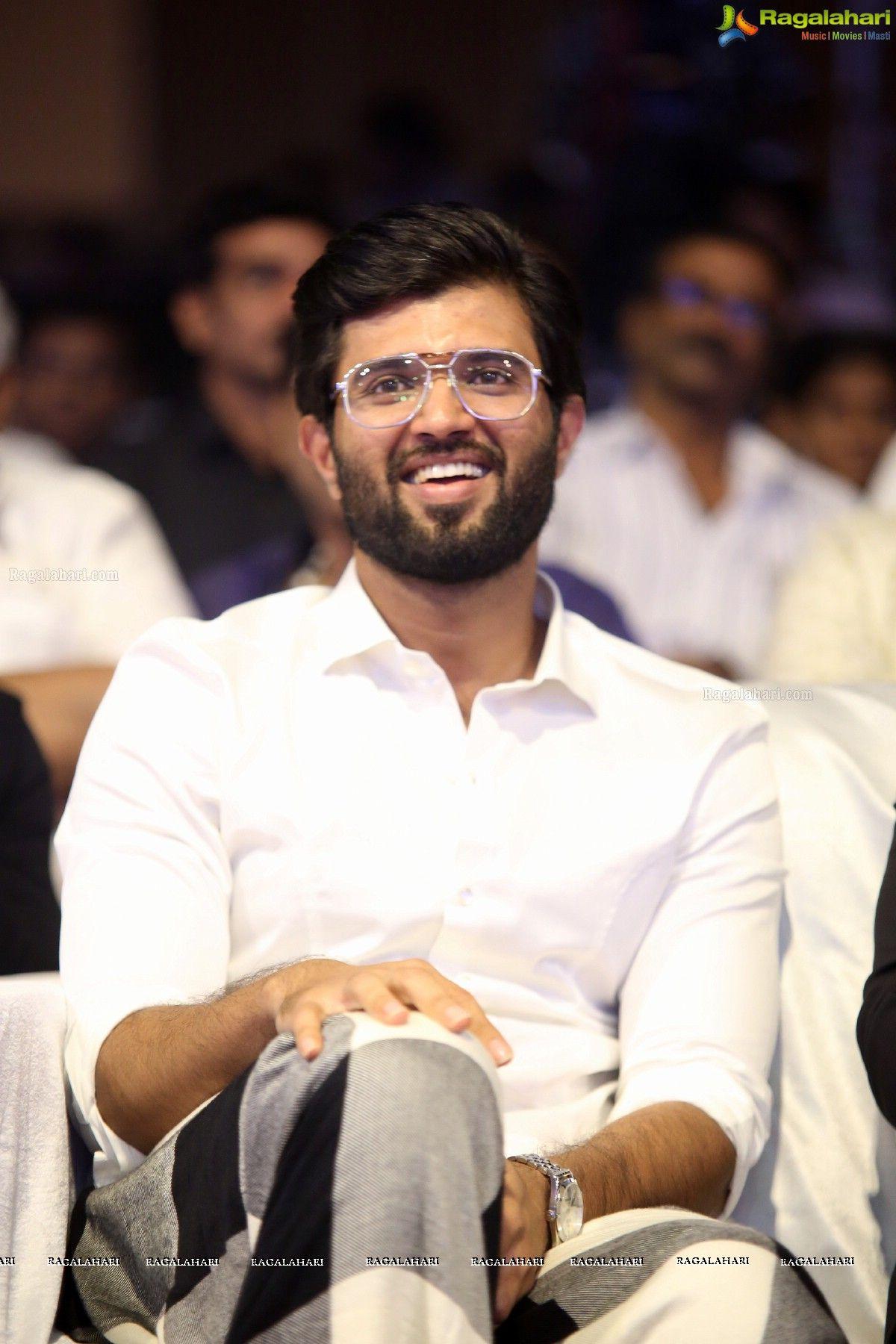 1200x1800 Vijay Deverakonda at Geetha Govindam Audio Release Image 11