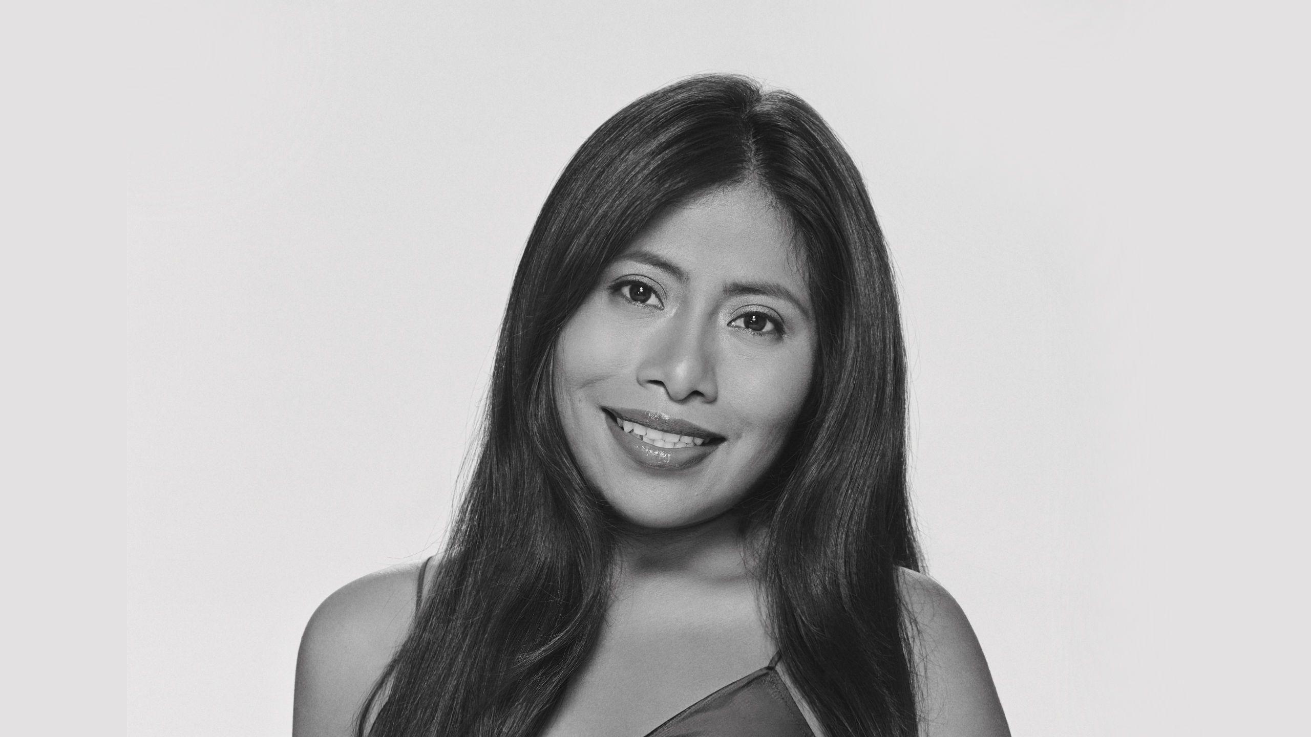 2560x1440 Club Hambriento: Yalitza Aparicio. Food & Wine en español