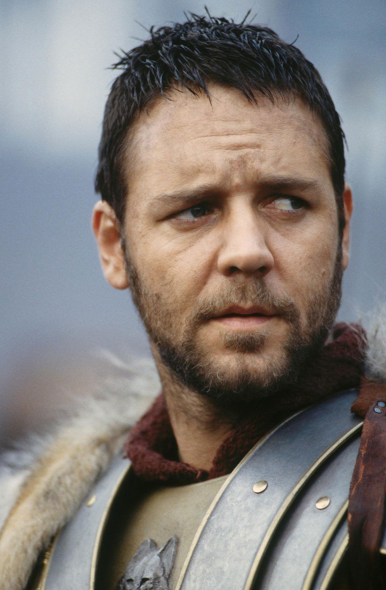 1341x2048 Russell Crowe - hình nền HD.  Phim về đấu sĩ, Russell