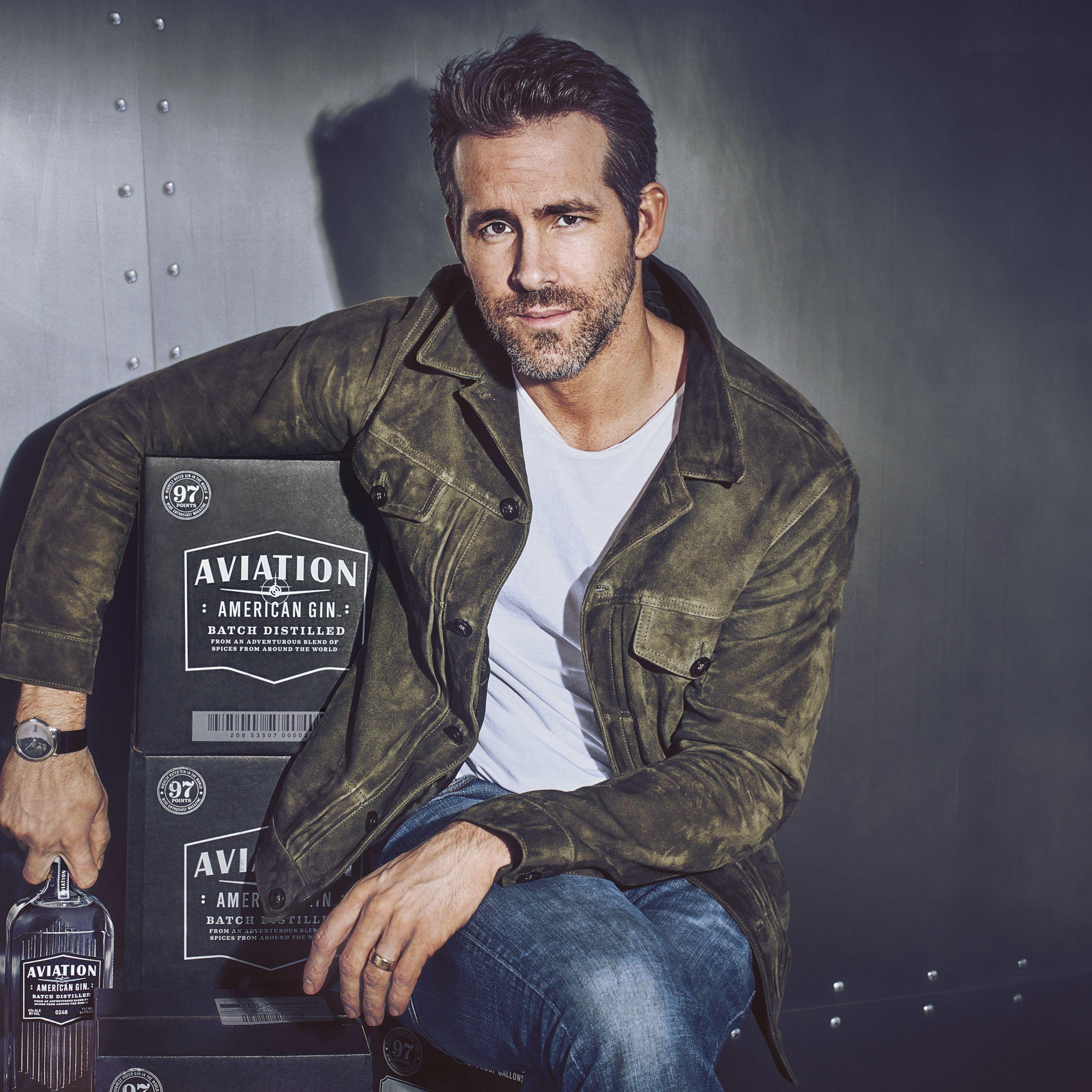 3840x800px, free download, HD wallpaper: Ryan Reynolds, actor,  motorcycle, men, bicycle, cycling, males