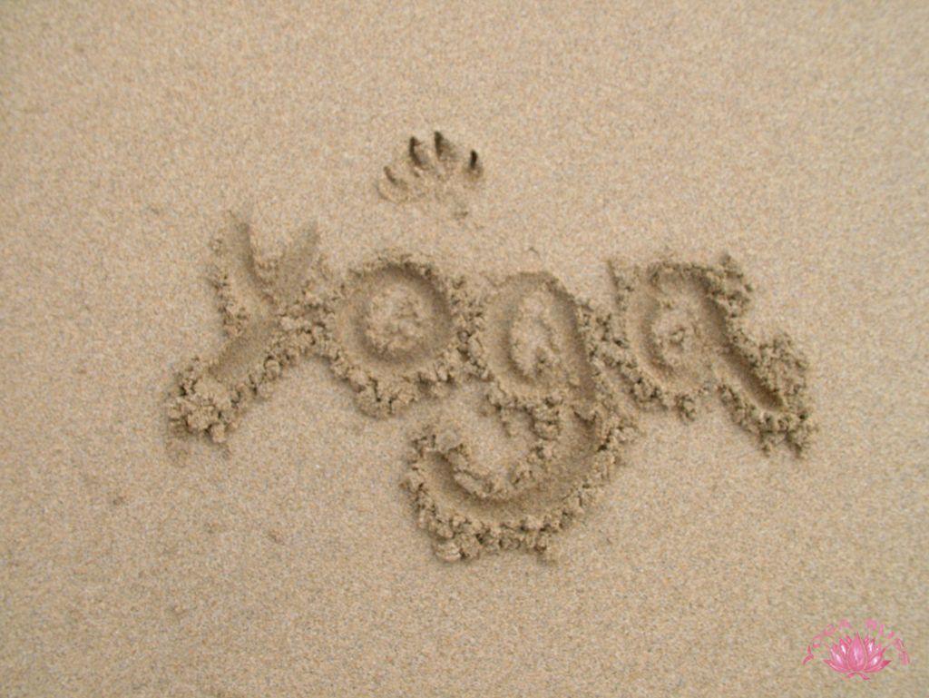 1024x769 Beautiful Yoga Bliss Background and Wallpaper
