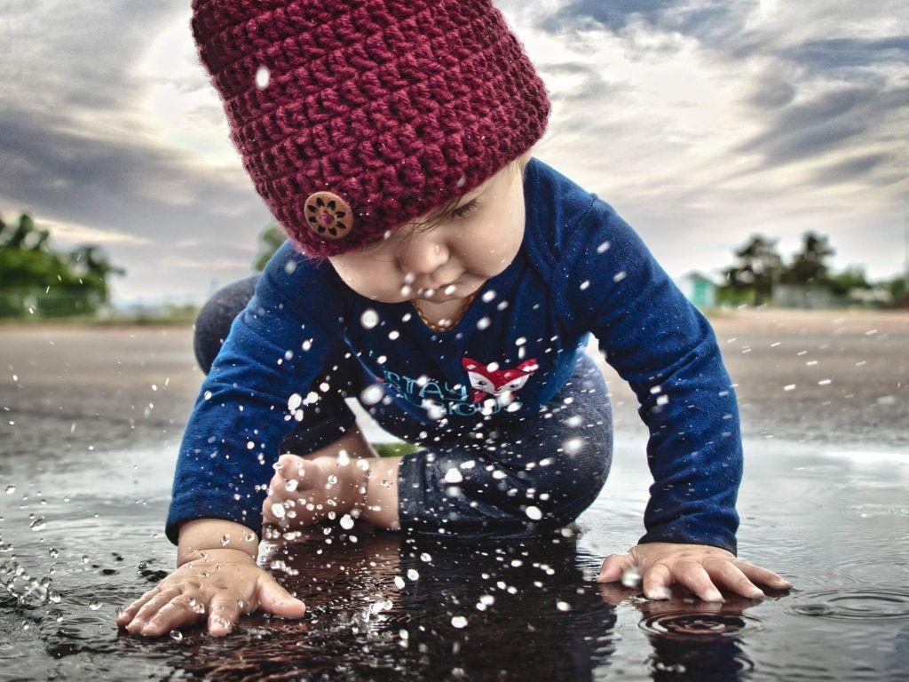 1024x768 daughter 4K wallpaper for your desktop or mobile screen