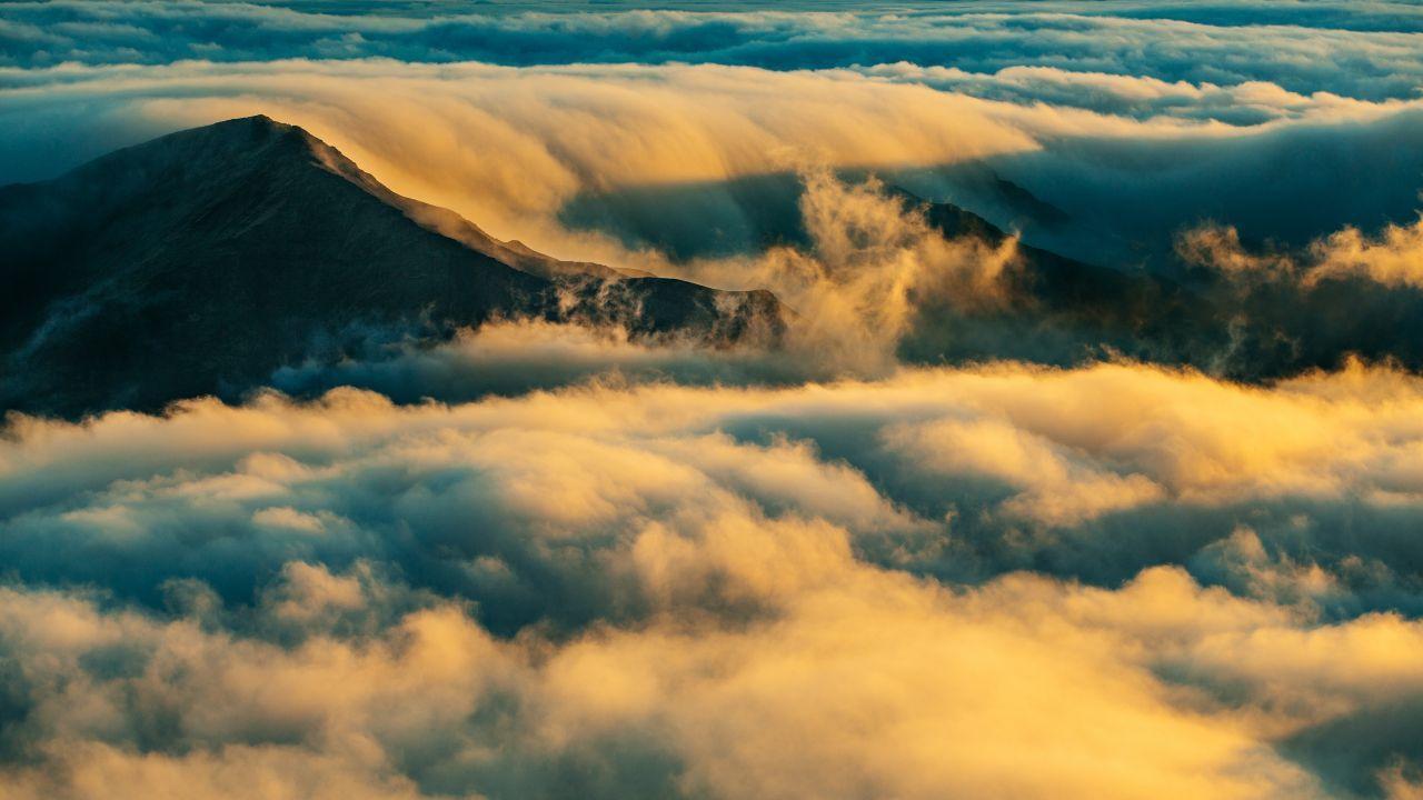 1280x720 Wallpaper Above clouds, Mountain peak, 4K, Nature