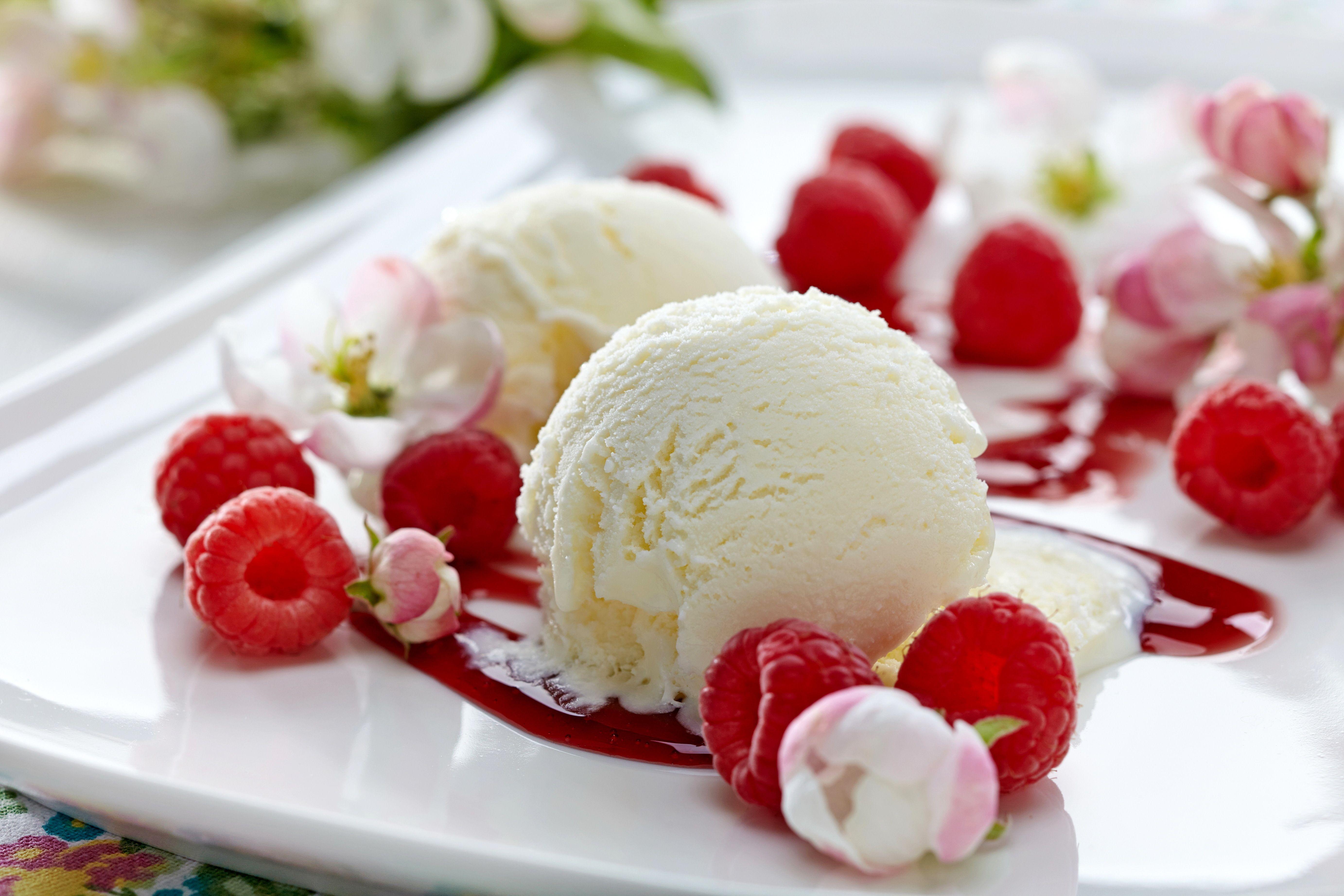 5530x3687 Desktop Wallpaper Ice cream Raspberry Food Sweets Closeup