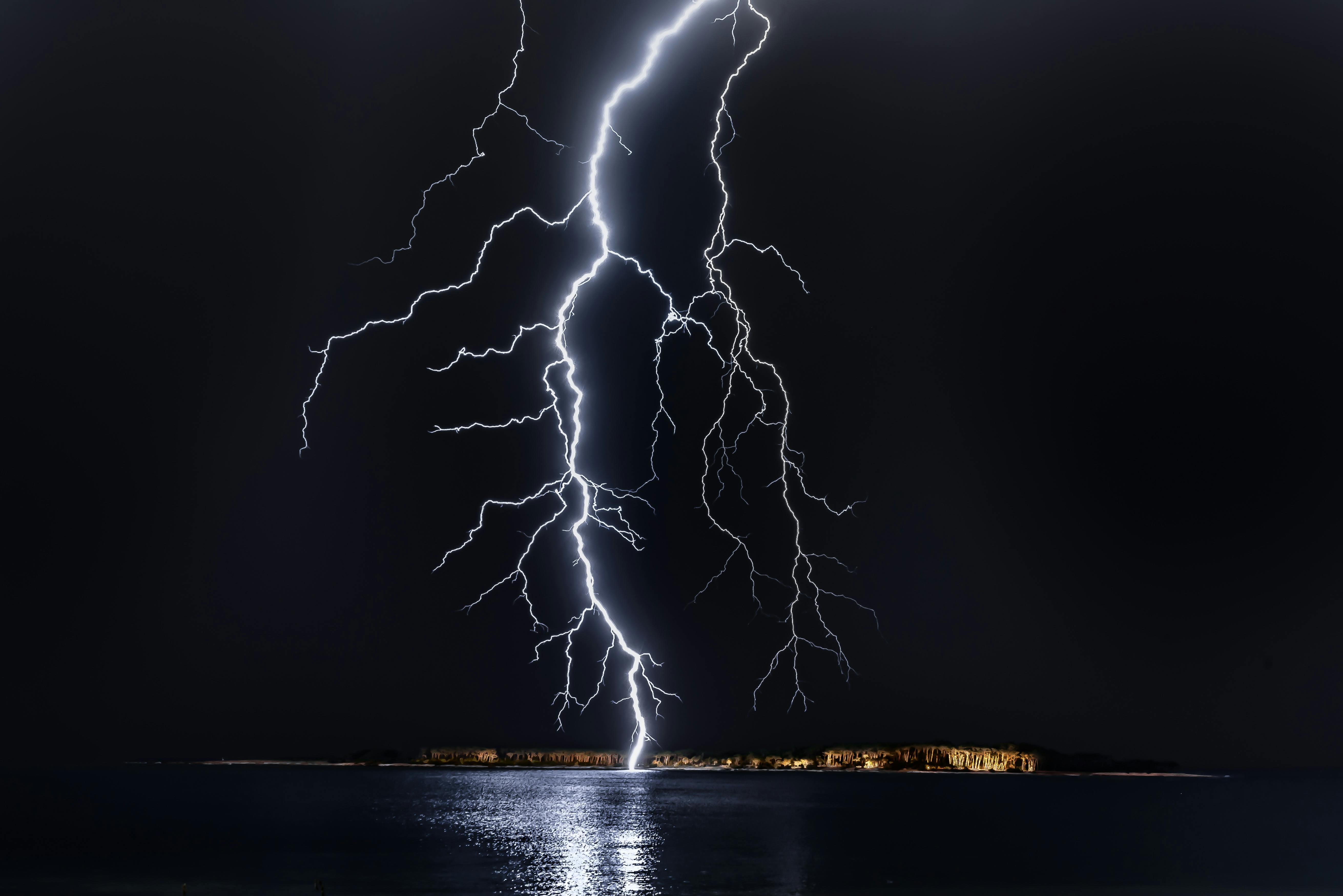 5242x3499 Thunder Photo, Download The BEST Free