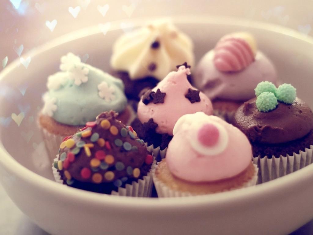 1024x768 Cupcake Wallpaper 1