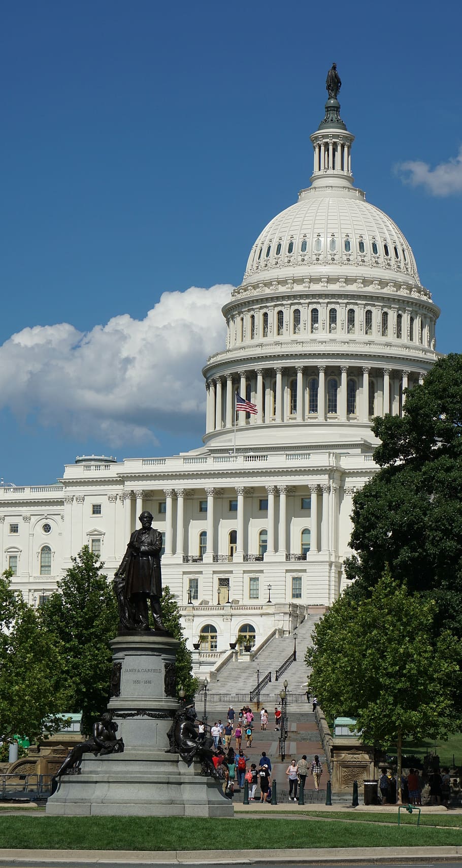 910x1708 american, capitol, dome