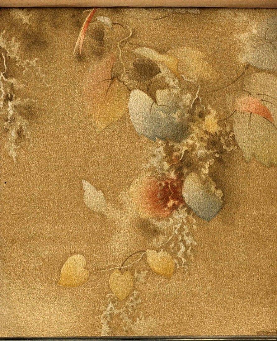 890x1095 Walls with a fashion future! Vintage wallpaper samples
